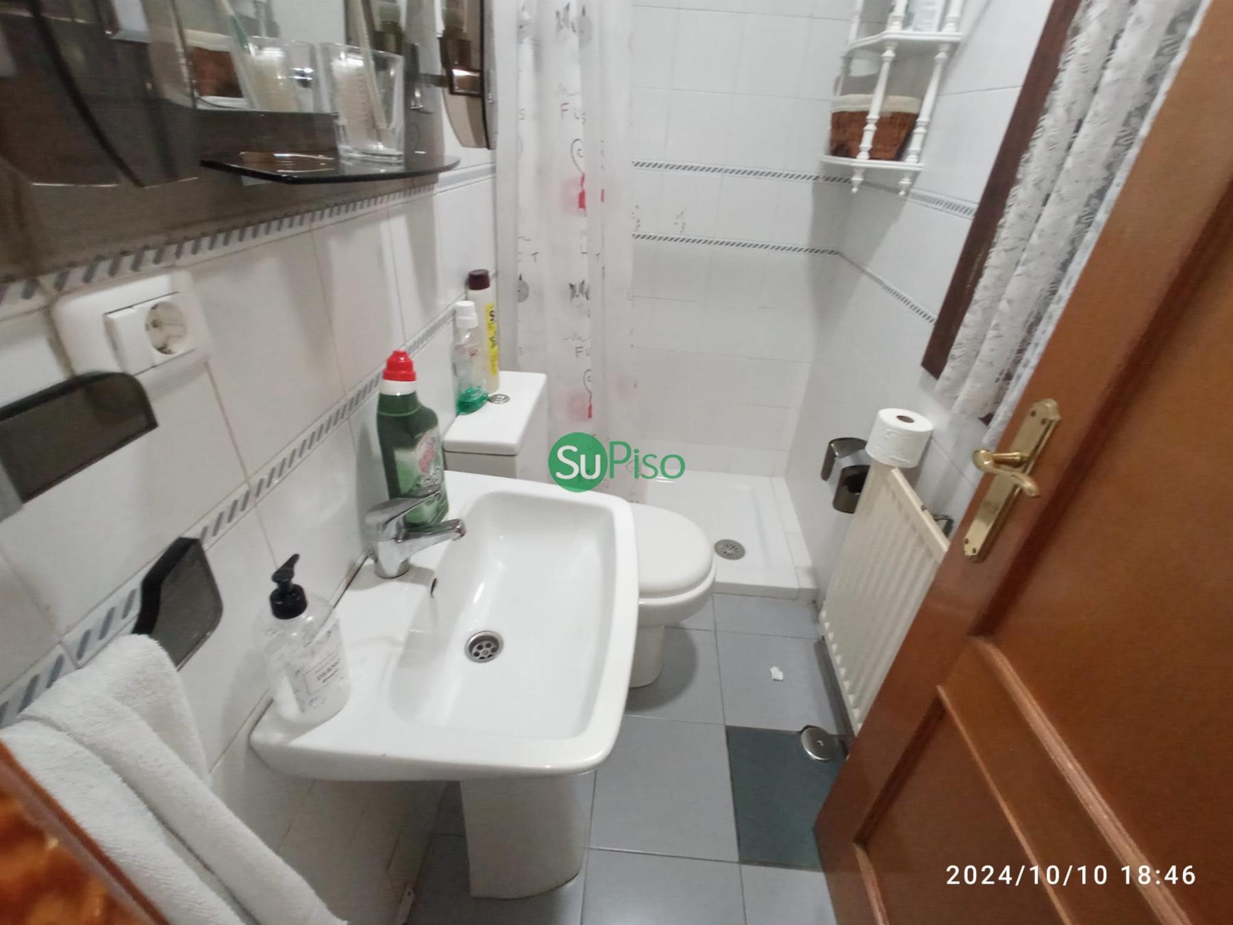 For sale of chalet in Yeles