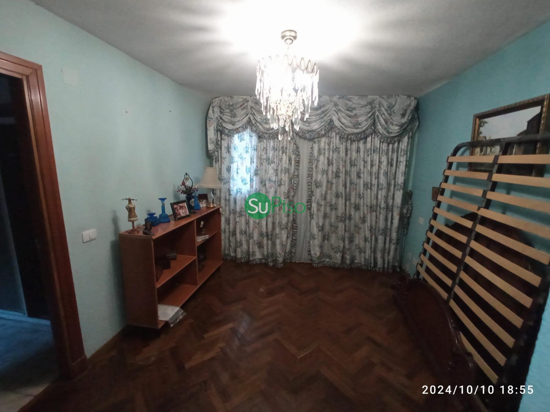 For sale of chalet in Yeles