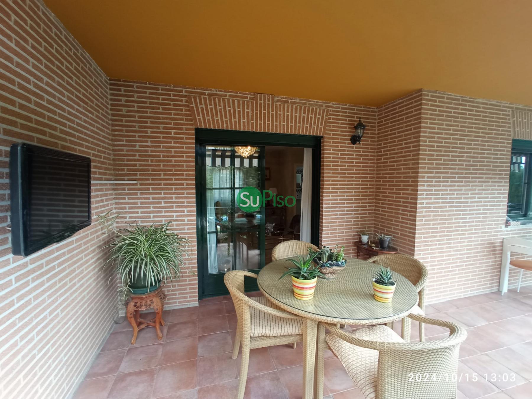 Venta de chalet en Yeles