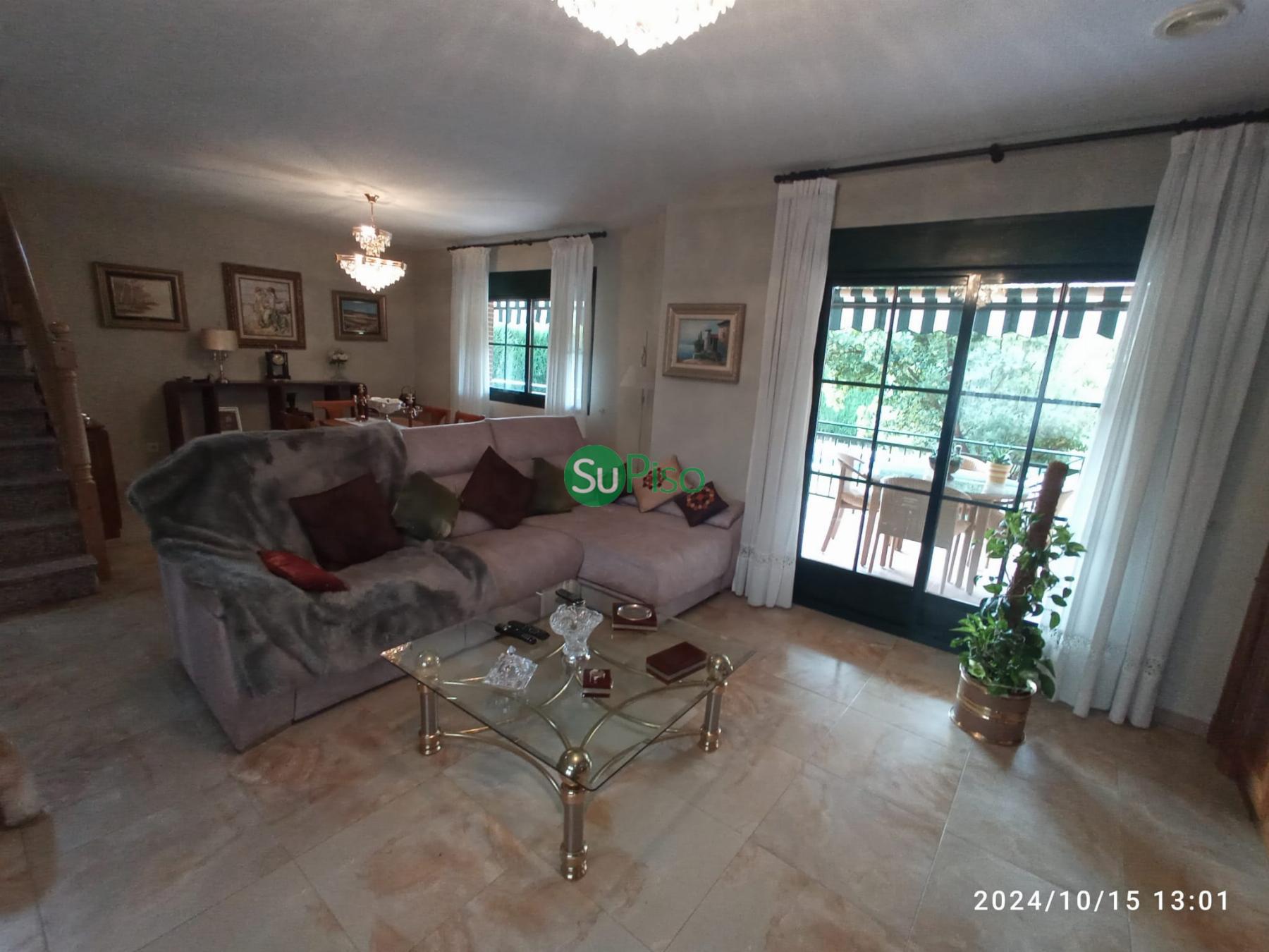 Venta de chalet en Yeles