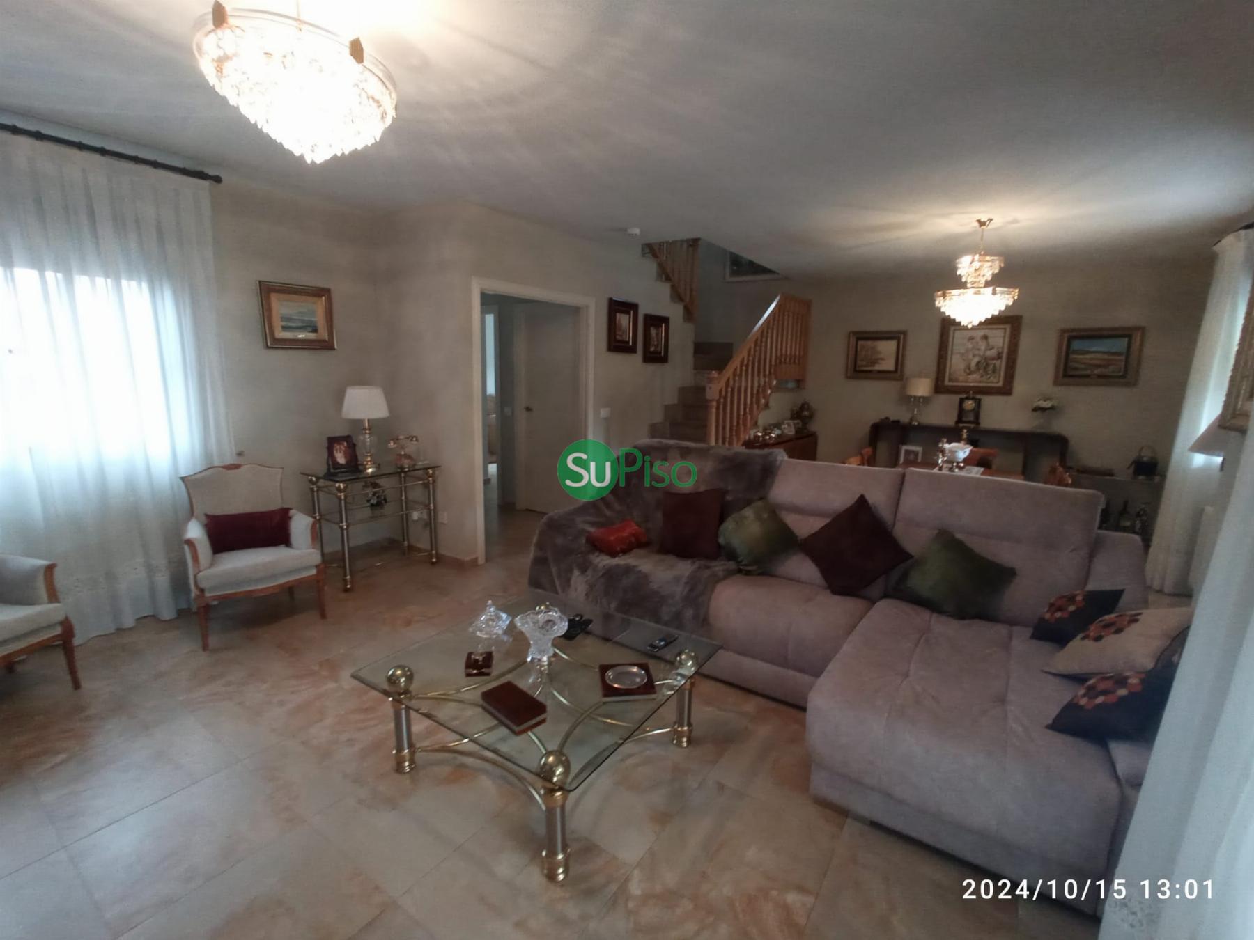 Venta de chalet en Yeles