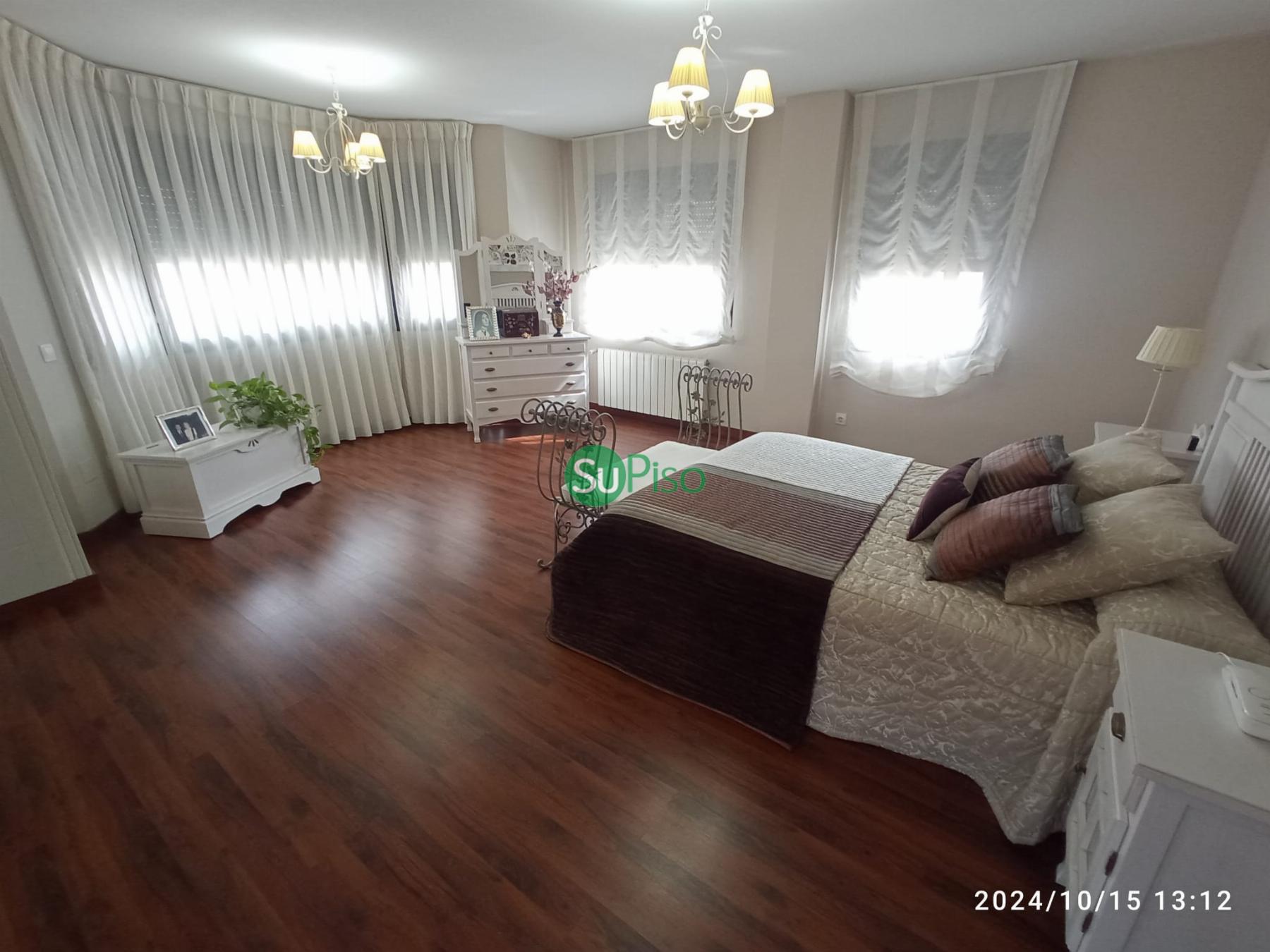 Venta de chalet en Yeles