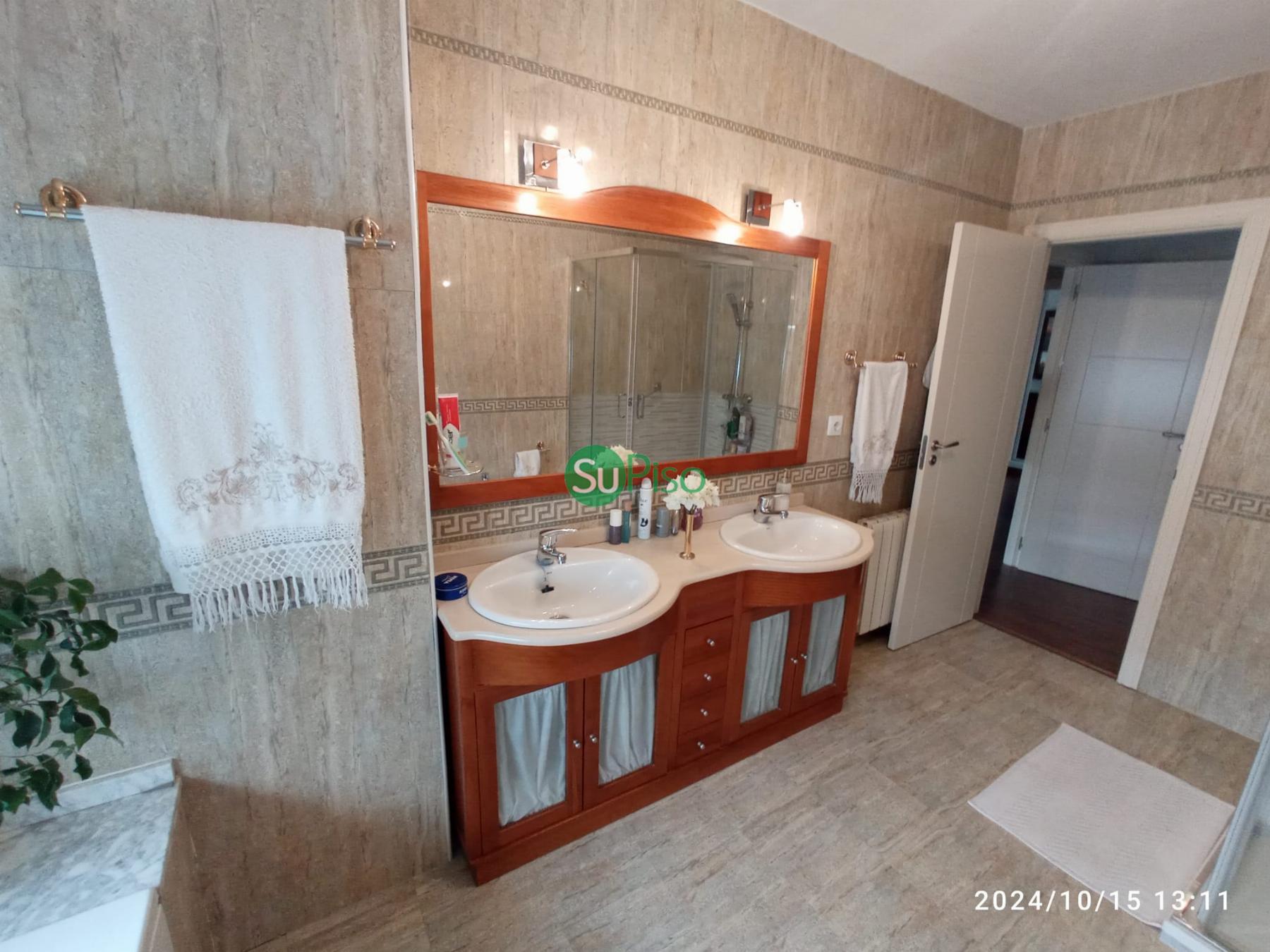 Venta de chalet en Yeles