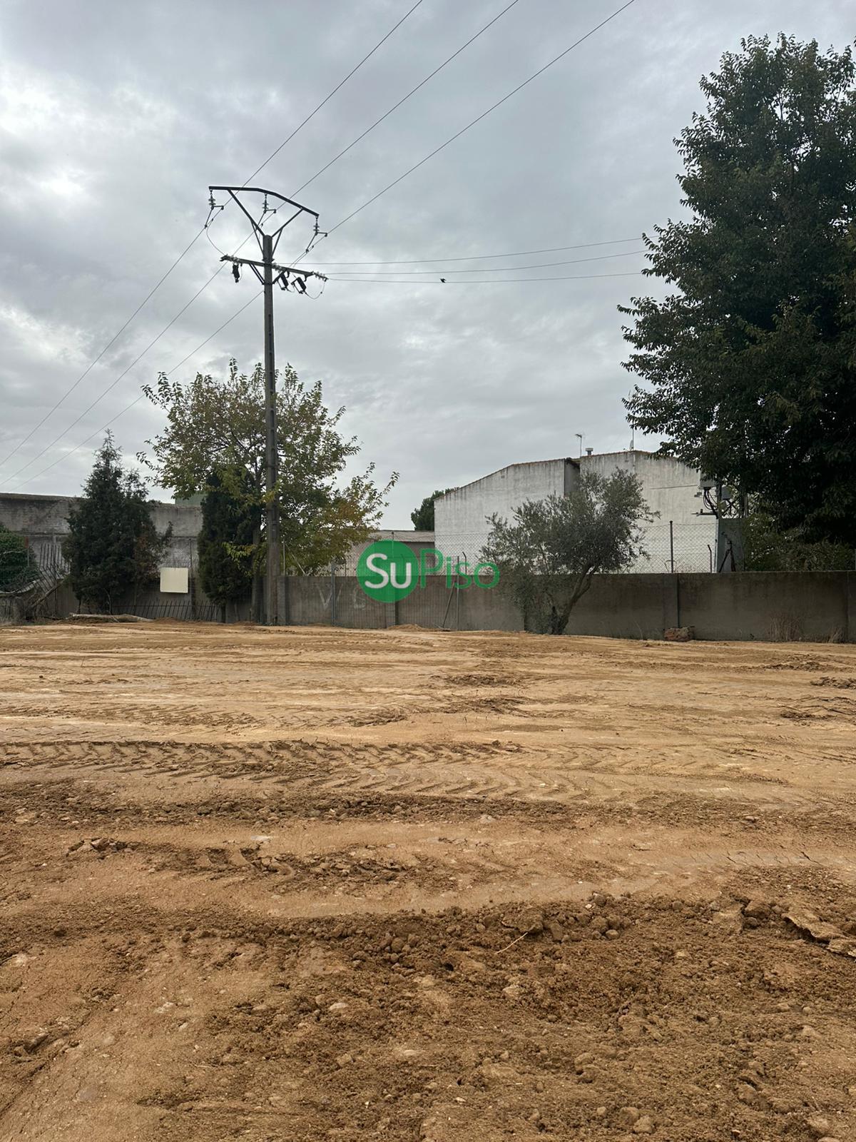 For sale of land in El Viso de San Juan