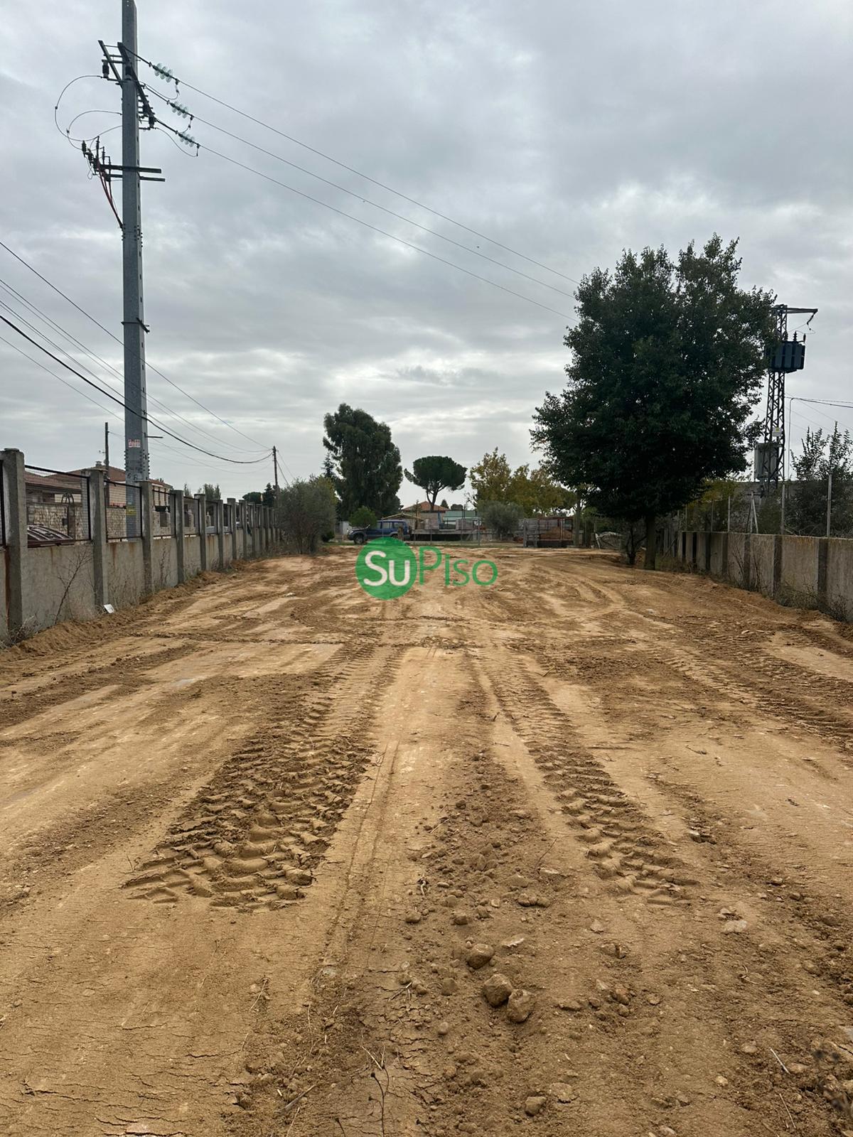 For sale of land in El Viso de San Juan