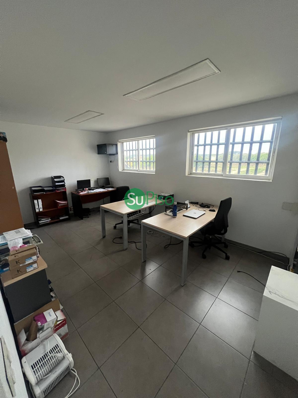 For sale of industrial plant/warehouse in Yuncos