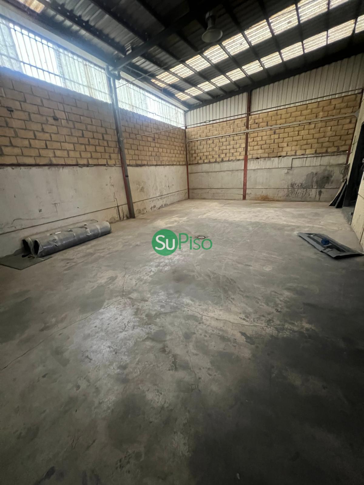For sale of industrial plant/warehouse in Yuncos