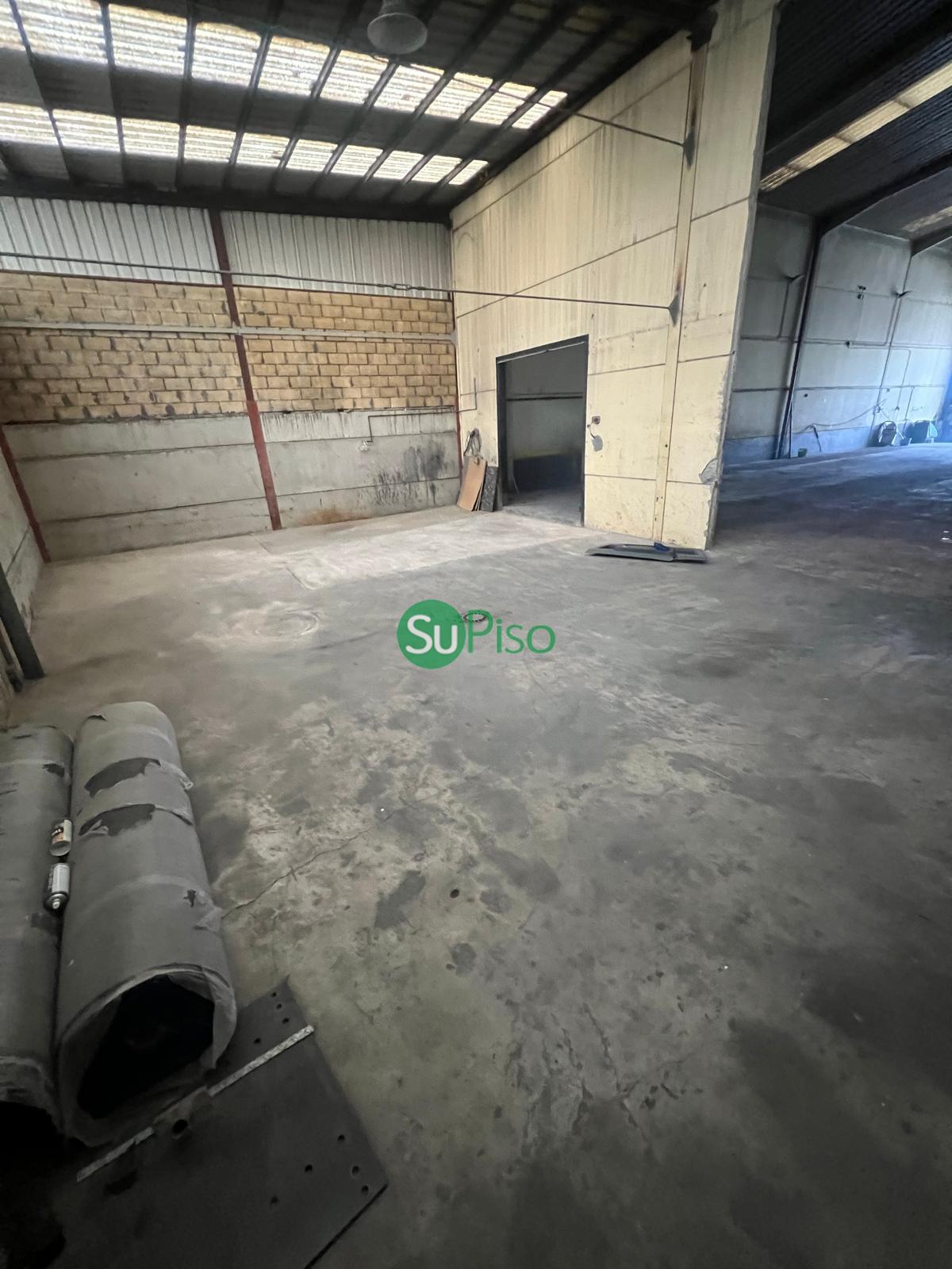 For sale of industrial plant/warehouse in Yuncos