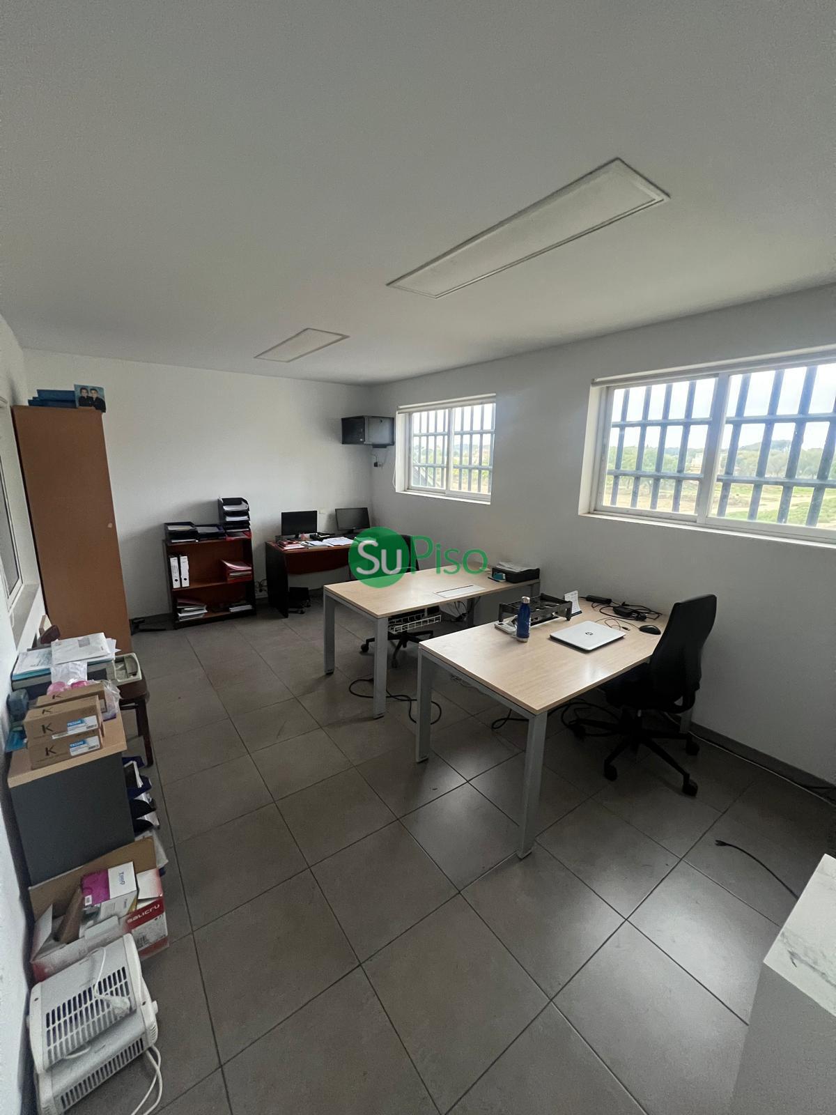 For sale of industrial plant/warehouse in Yuncos