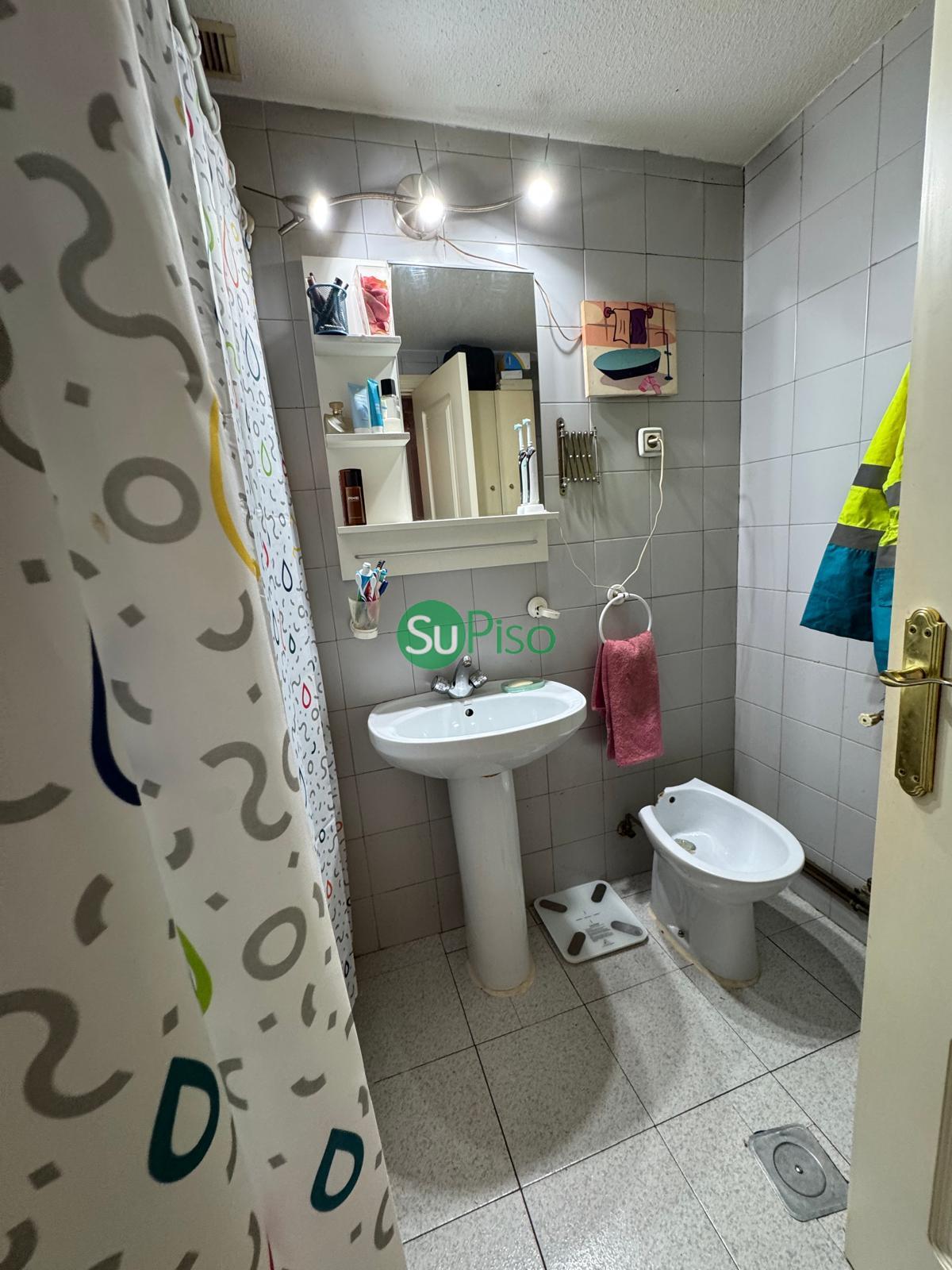 For sale of flat in Madrid