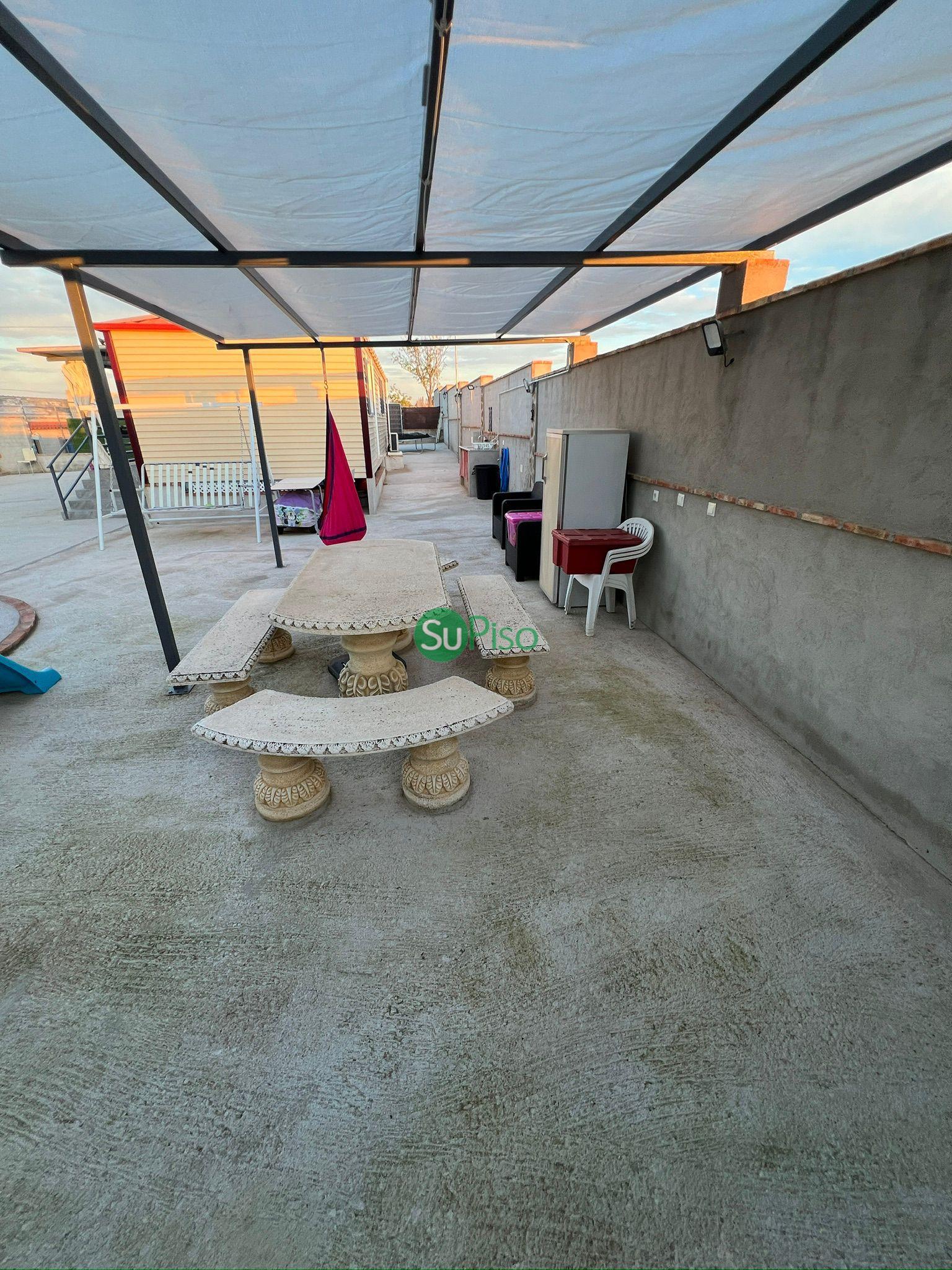 For sale of rural property in Palomeque