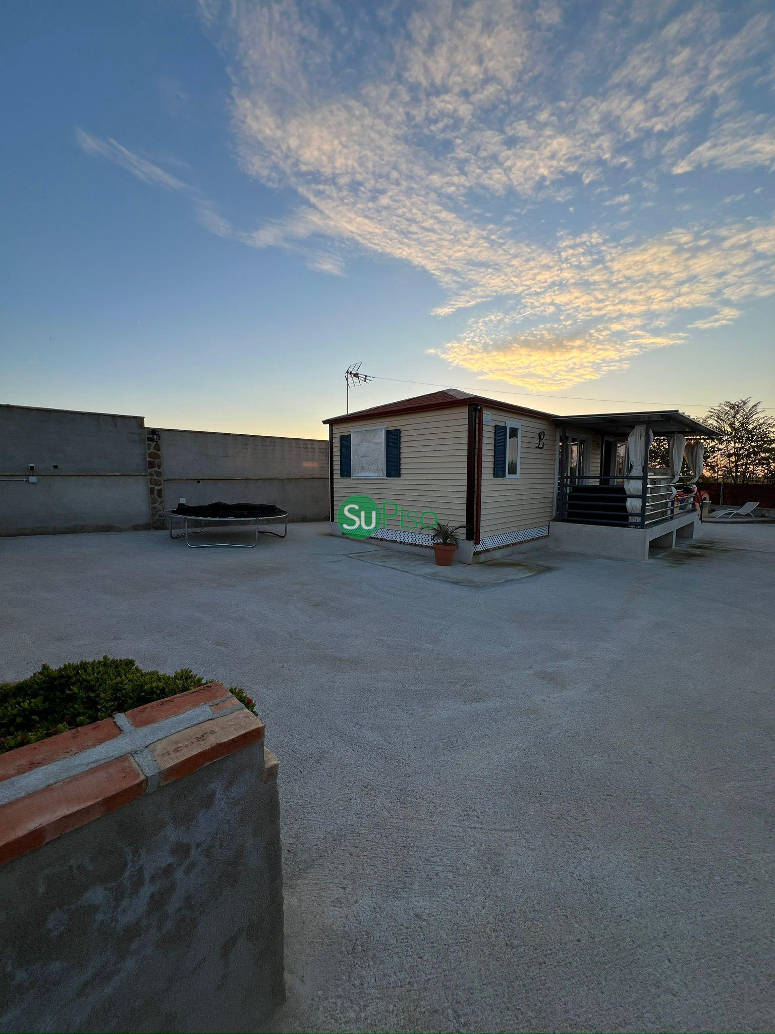 For sale of rural property in Palomeque