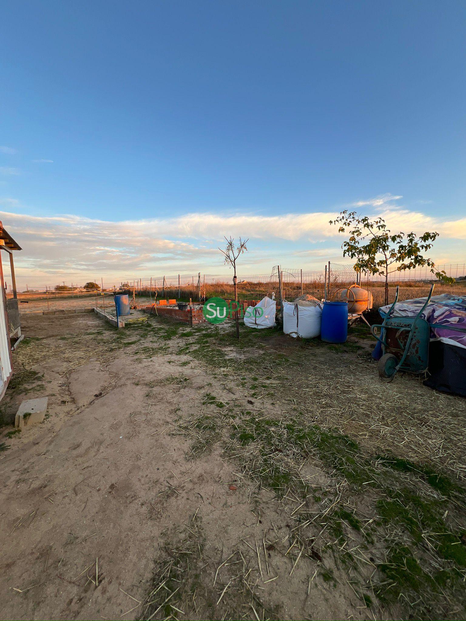 For sale of rural property in Palomeque