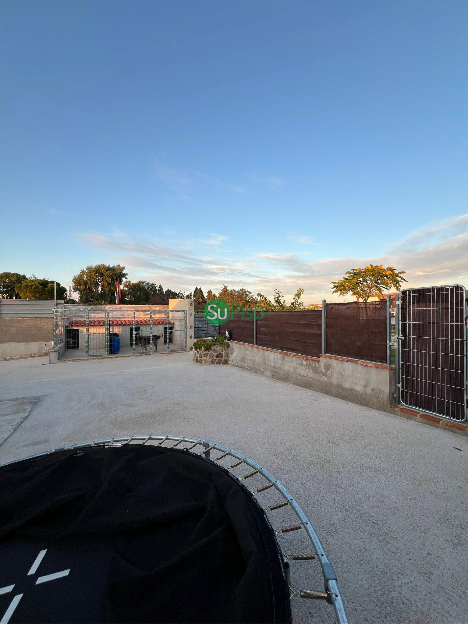 For sale of rural property in Palomeque