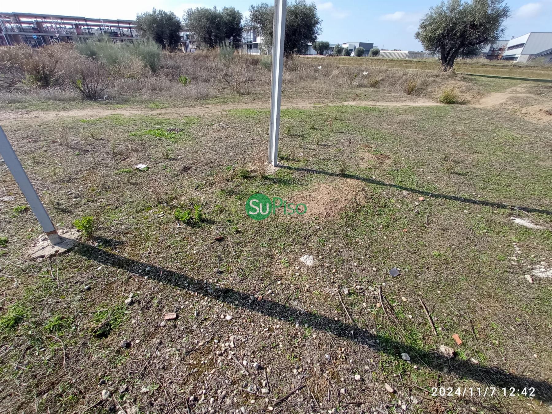 Venta de terreno en Yeles