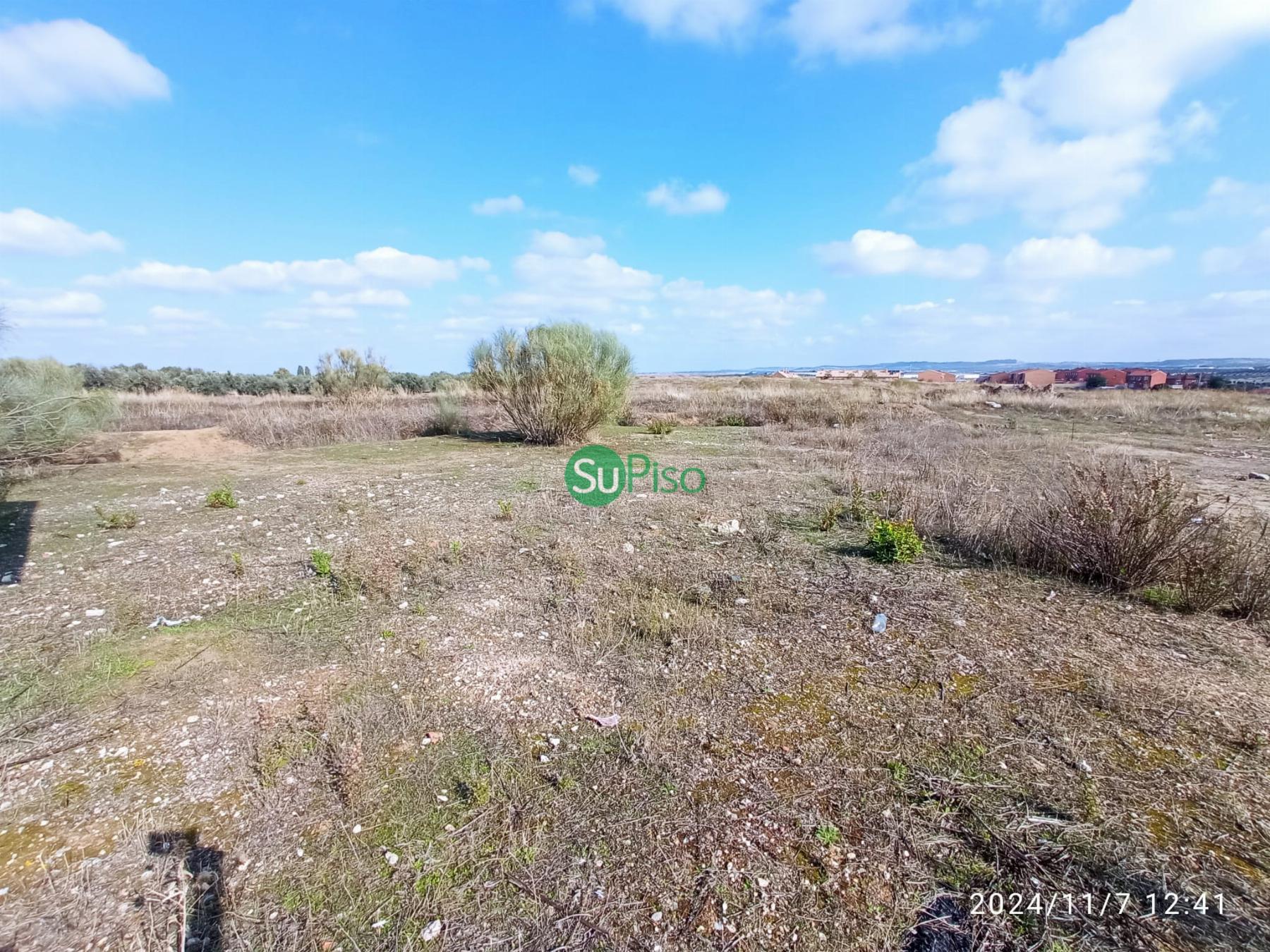 Venta de terreno en Yeles