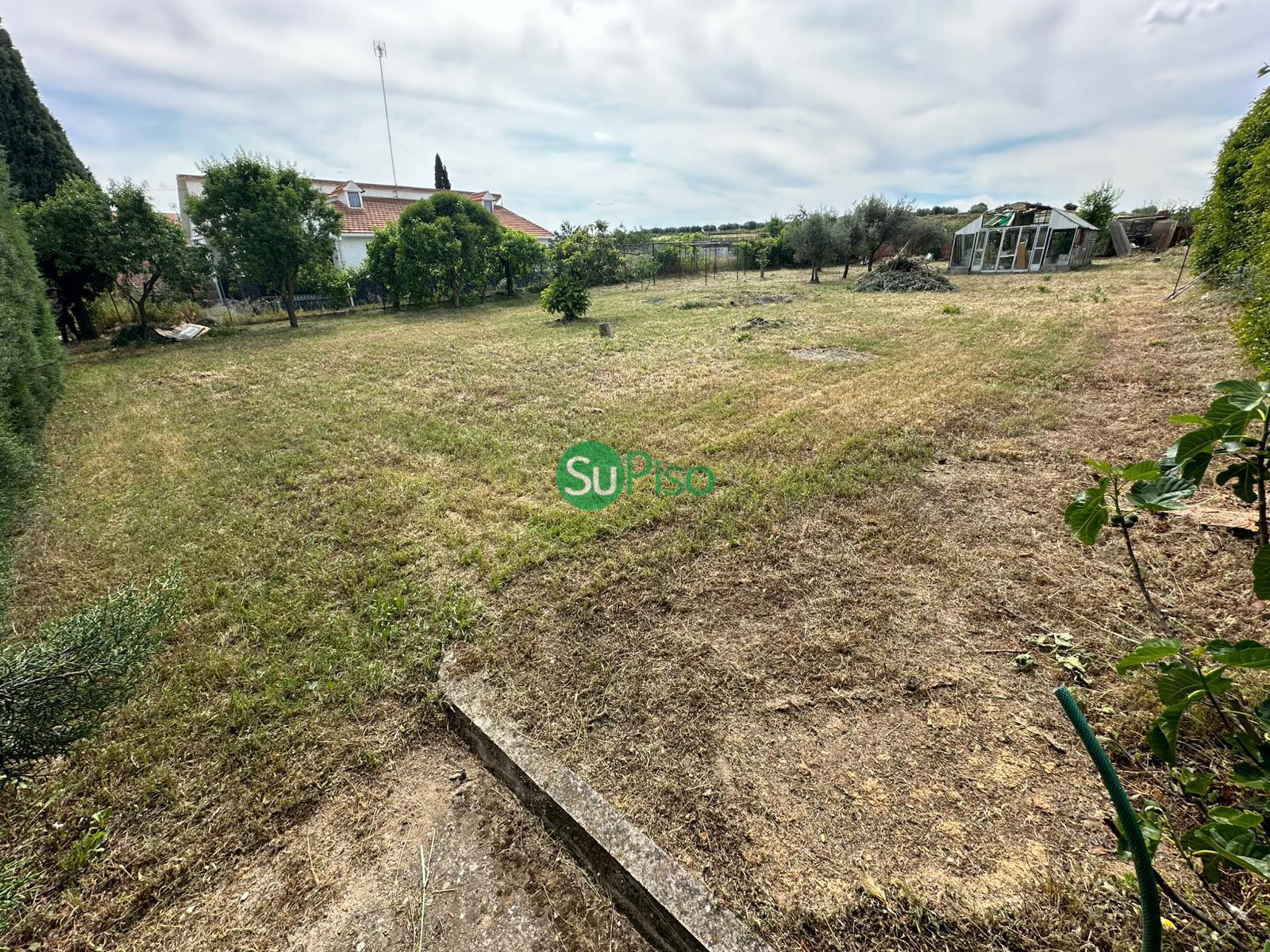 Venta de terreno en Yuncos