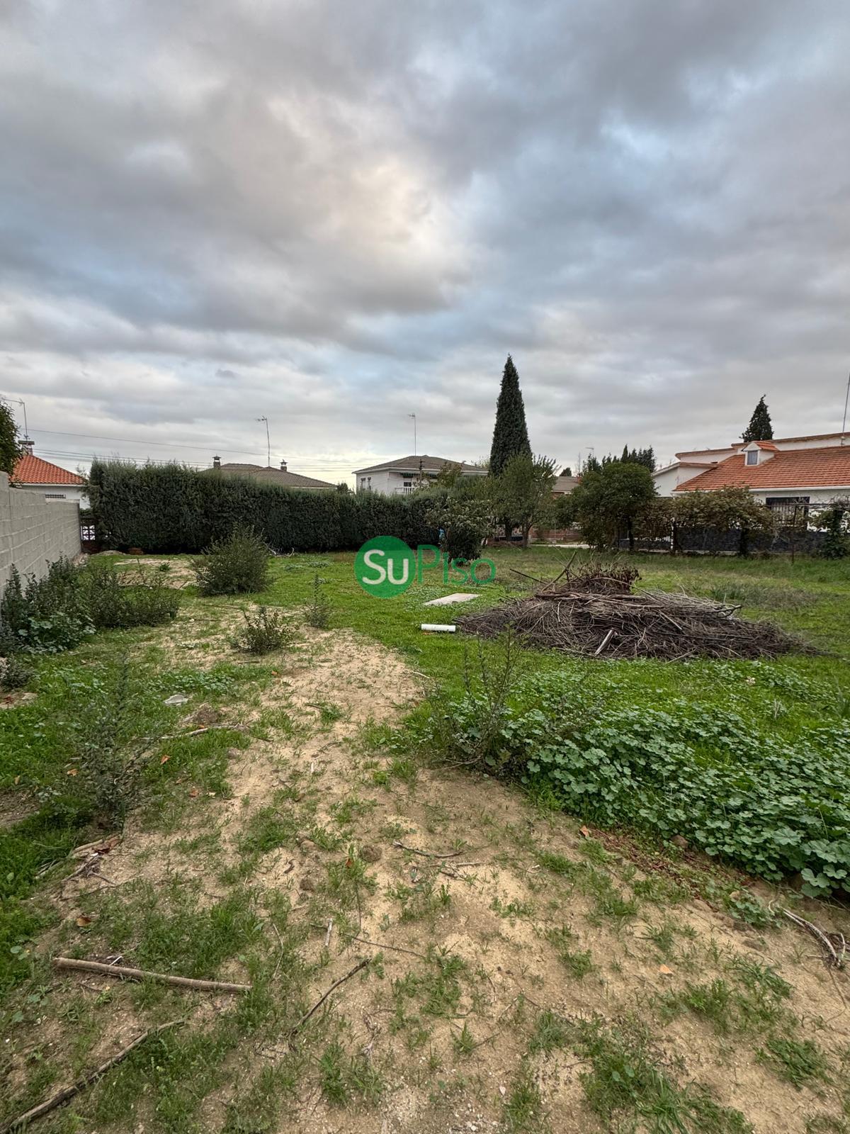 Venta de terreno en Yuncos