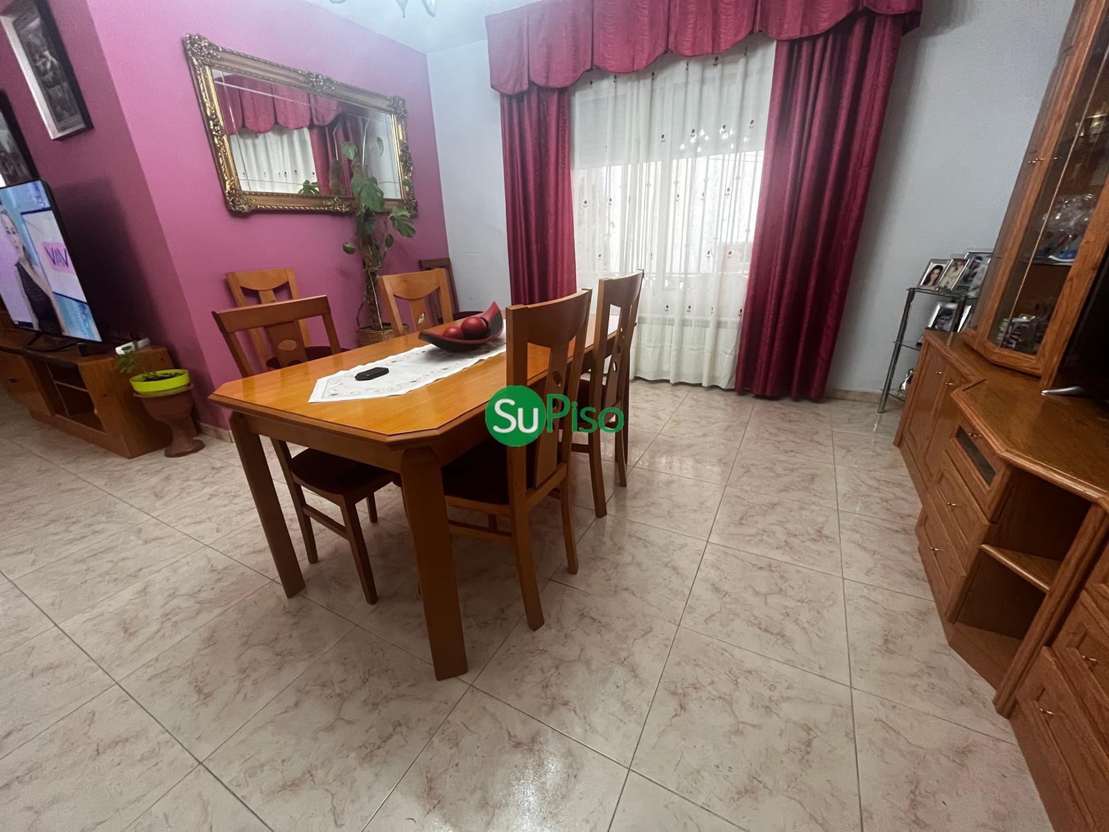 Venta de chalet en Yeles