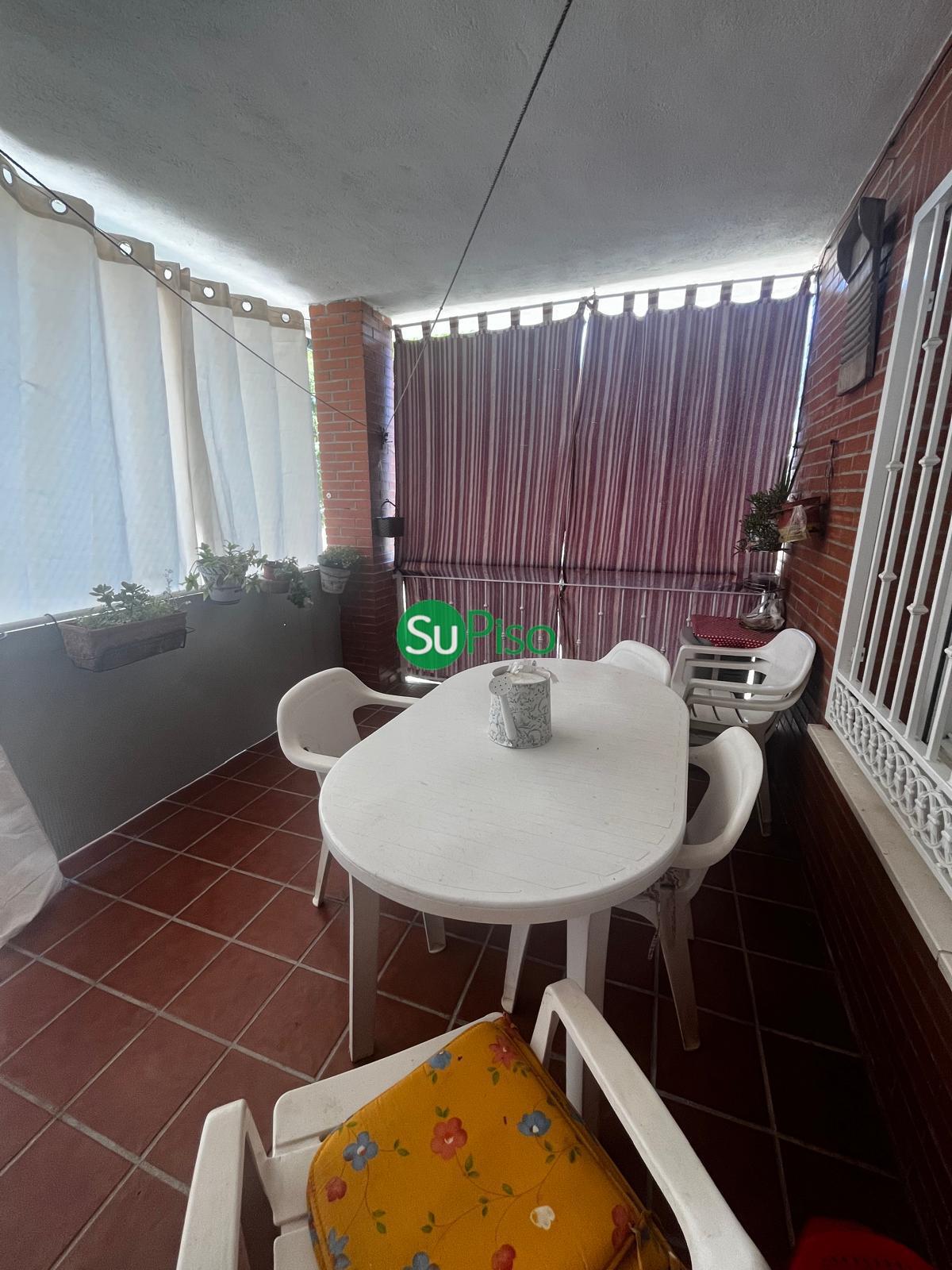 Venta de chalet en Yeles
