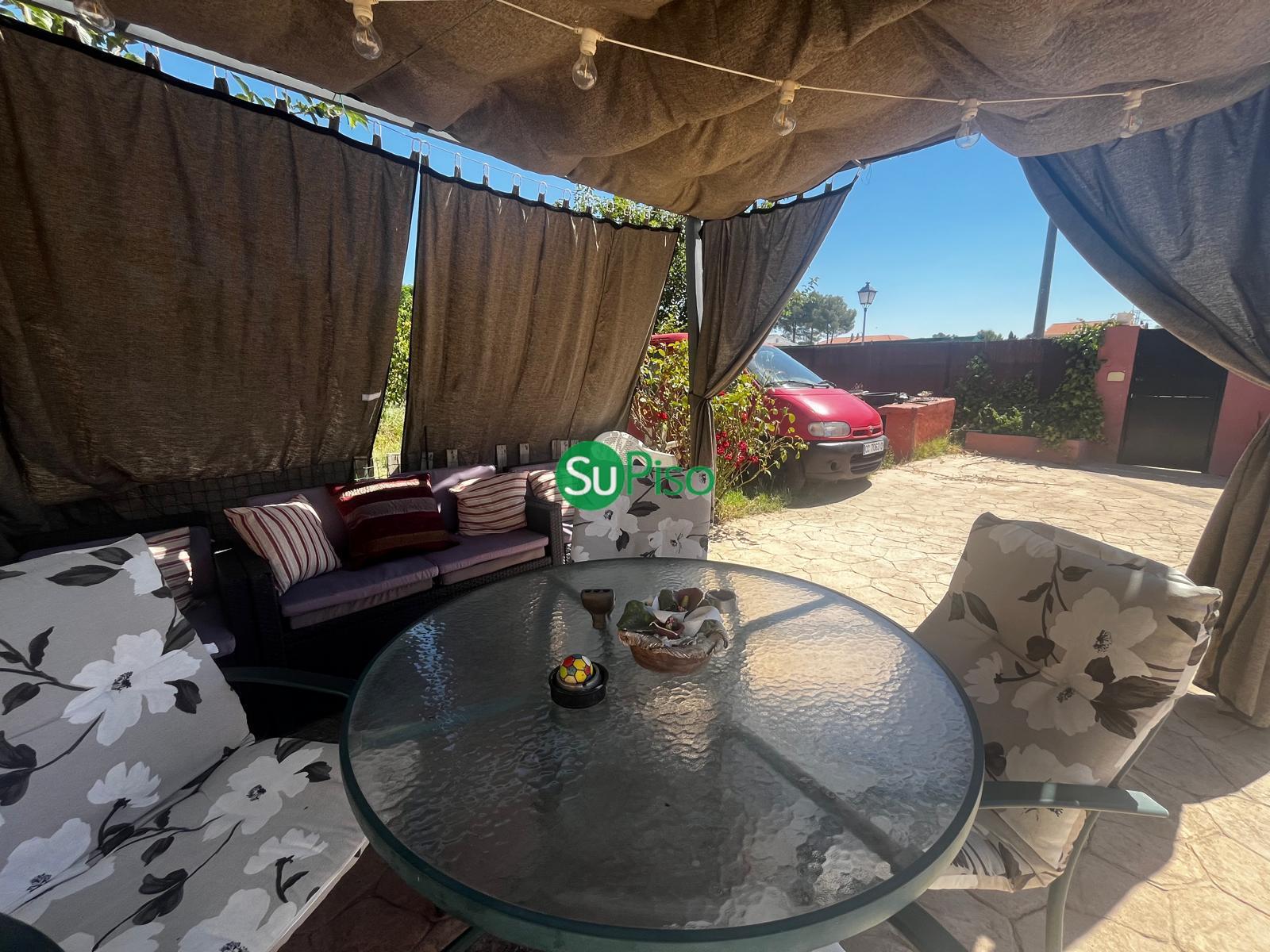 Venta de chalet en Yeles