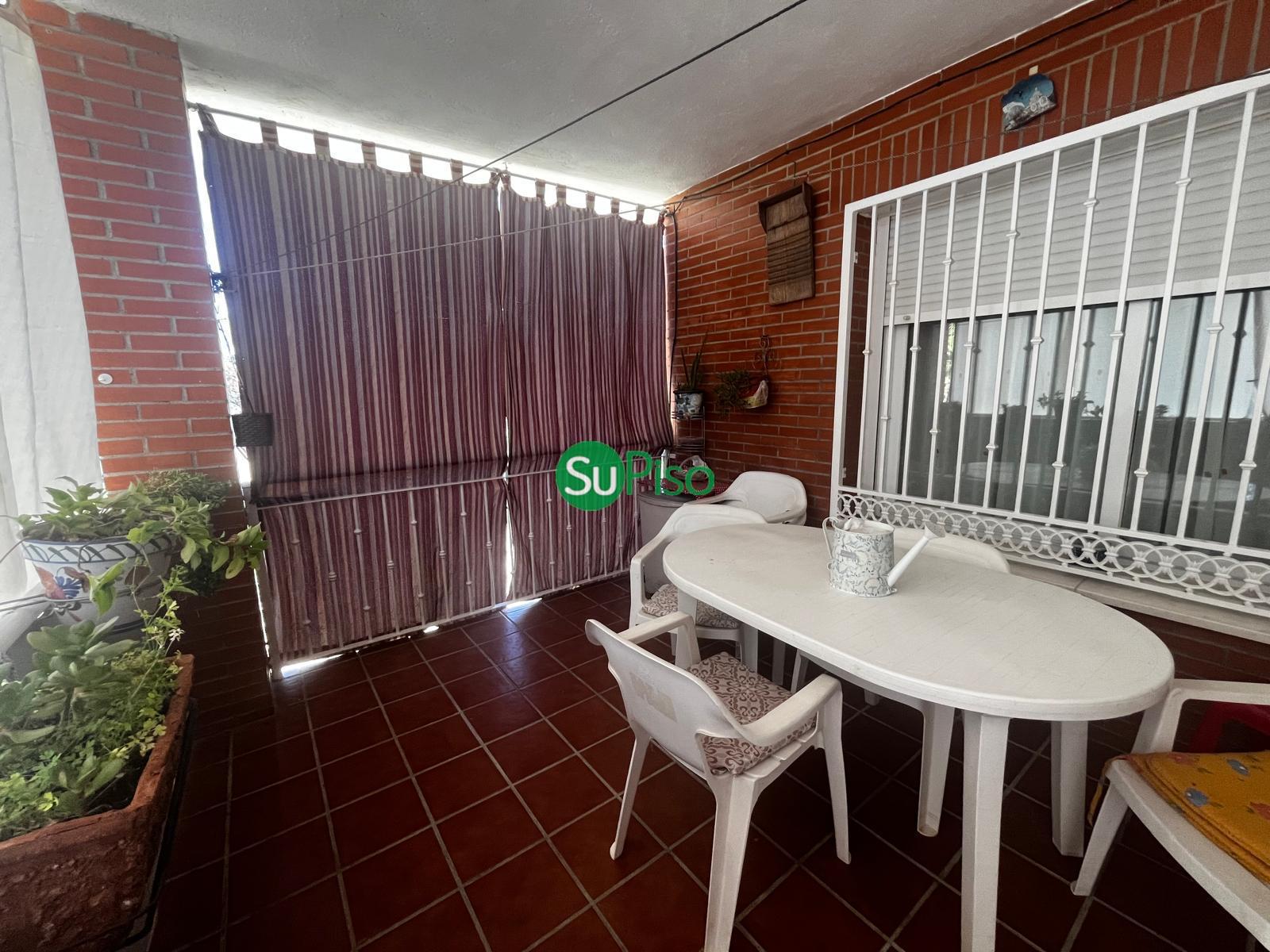 Venta de chalet en Yeles