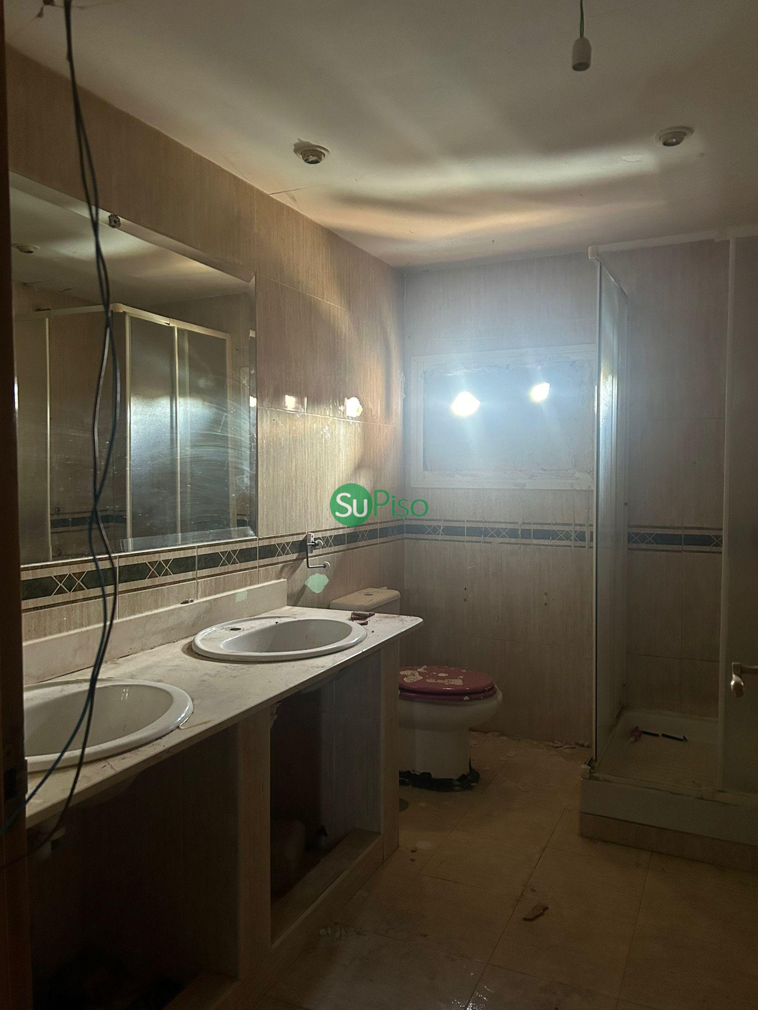 Venta de casa en El Viso de San Juan