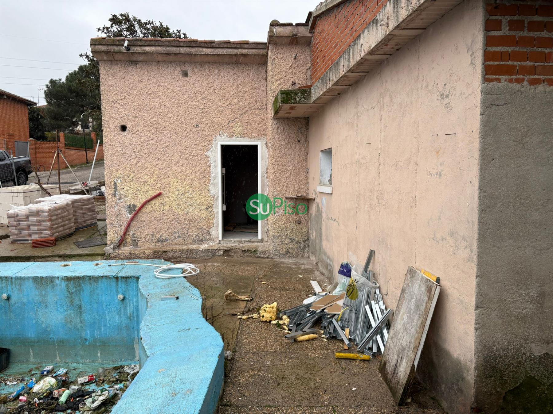 Venta de casa en El Viso de San Juan