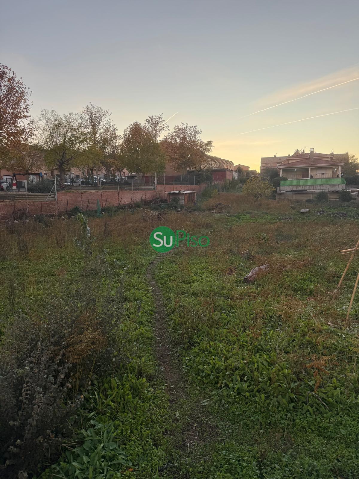 For sale of land in Yeles