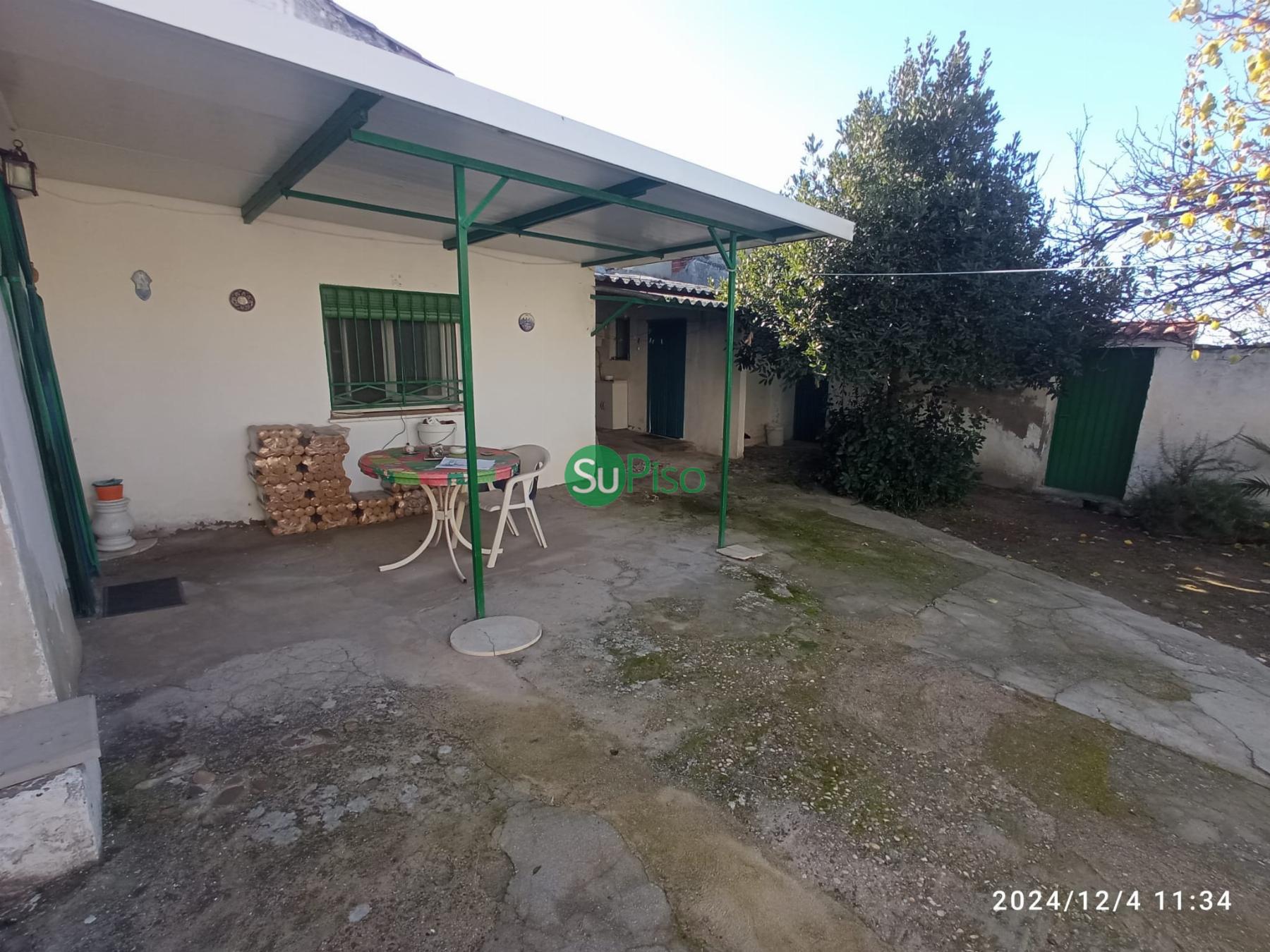 For sale of house in Esquivias