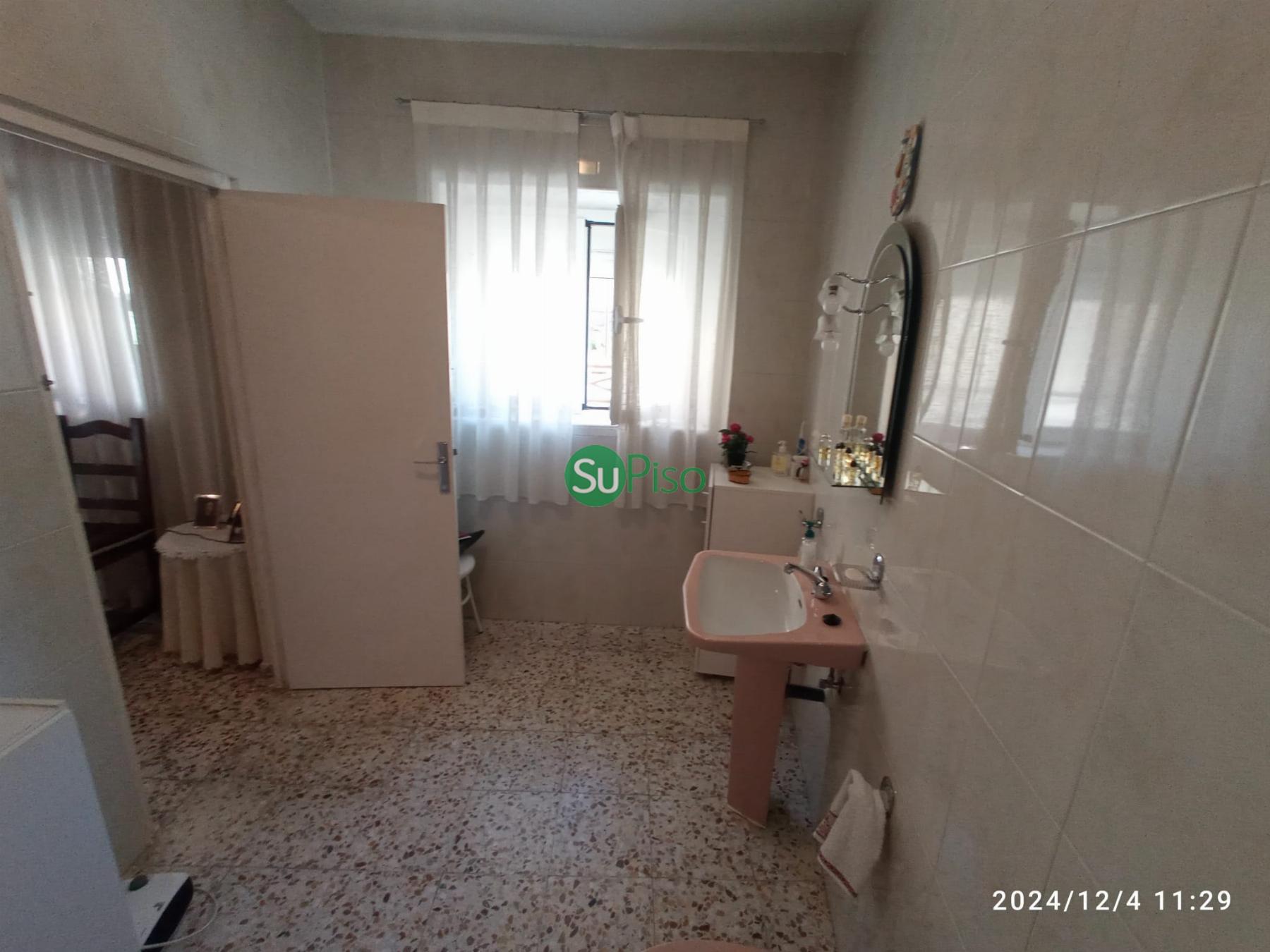 Venta de casa en Esquivias