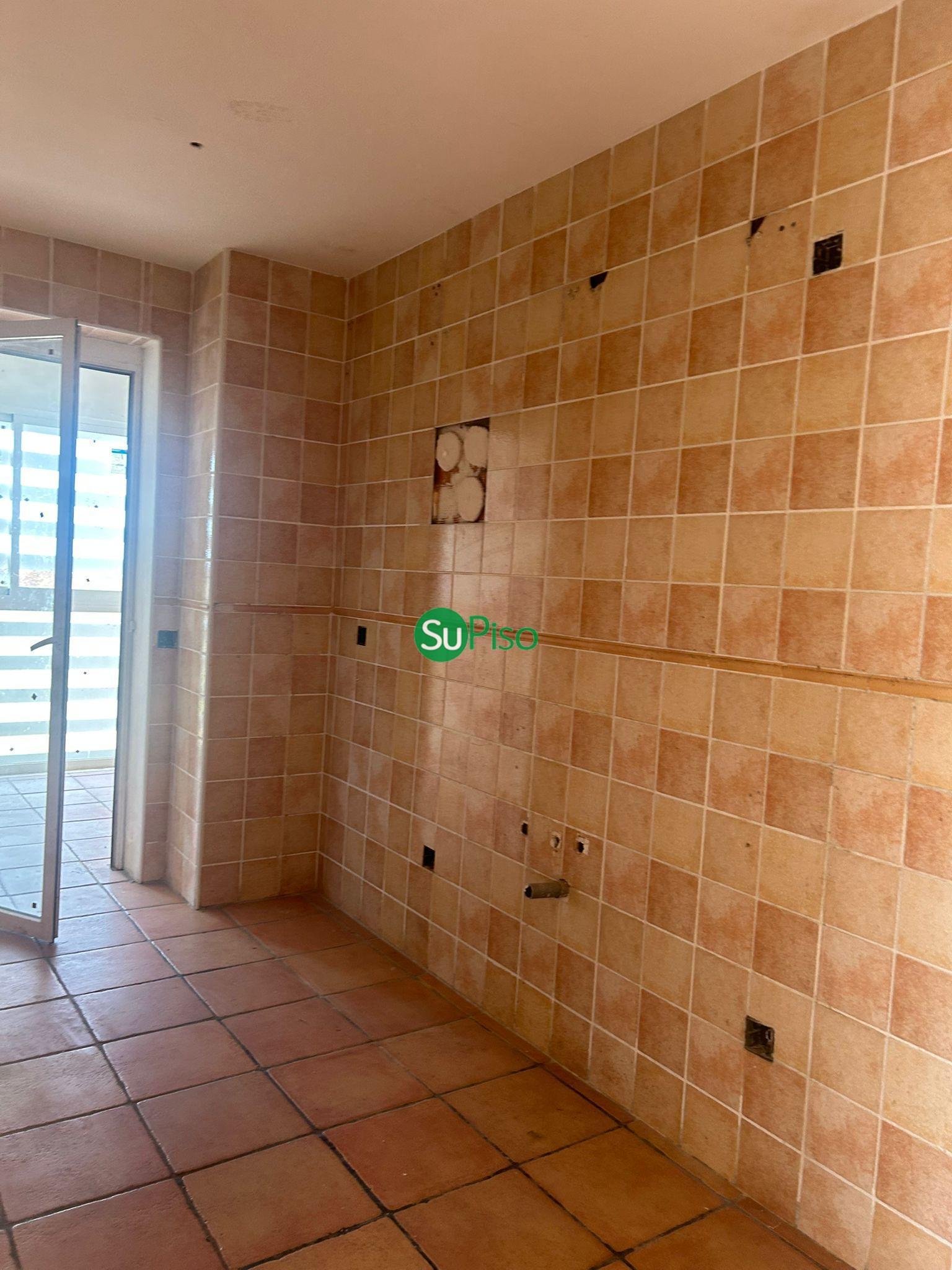 For sale of flat in Santa Olalla