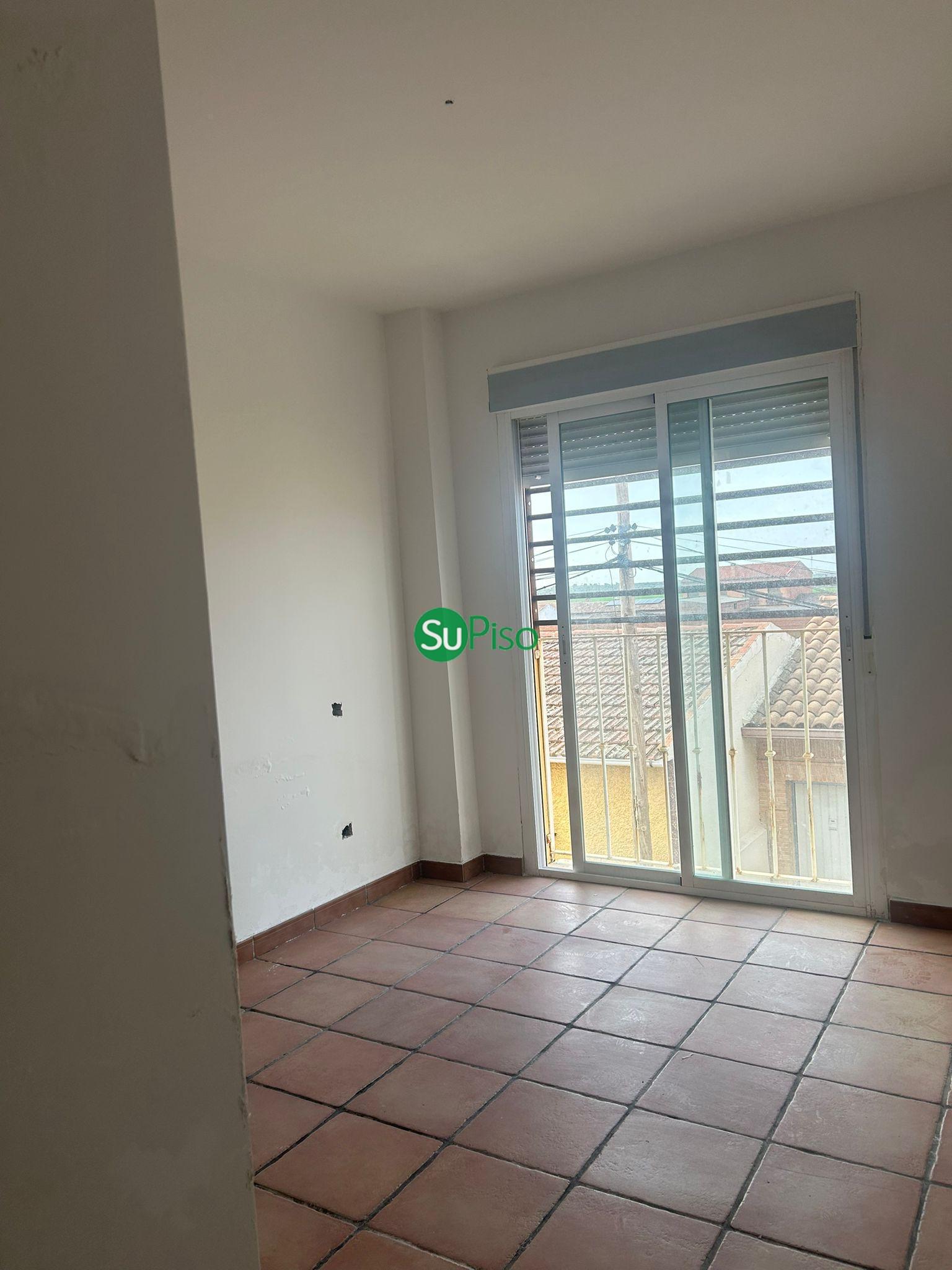 For sale of flat in Santa Olalla
