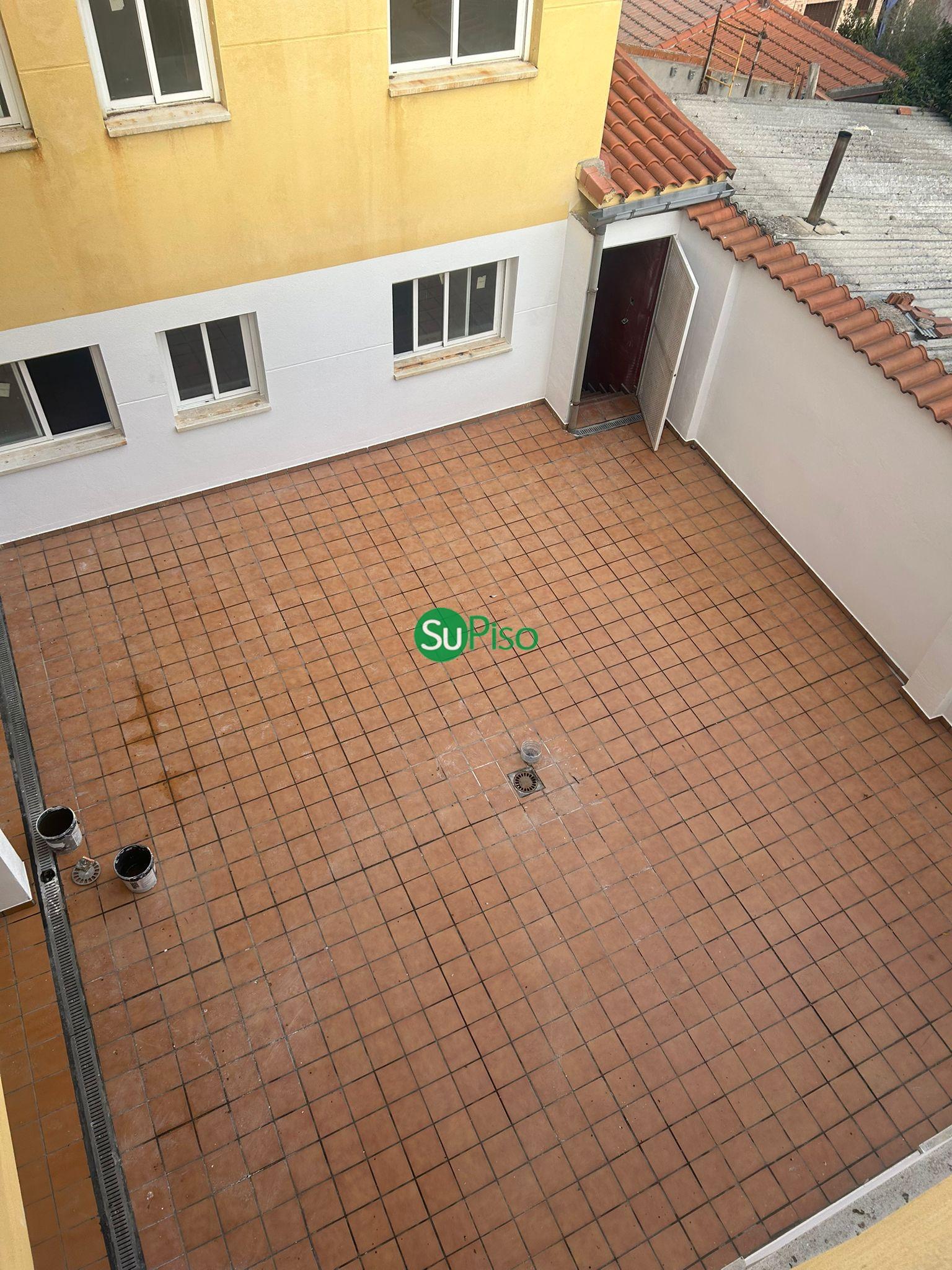 For sale of flat in Santa Olalla