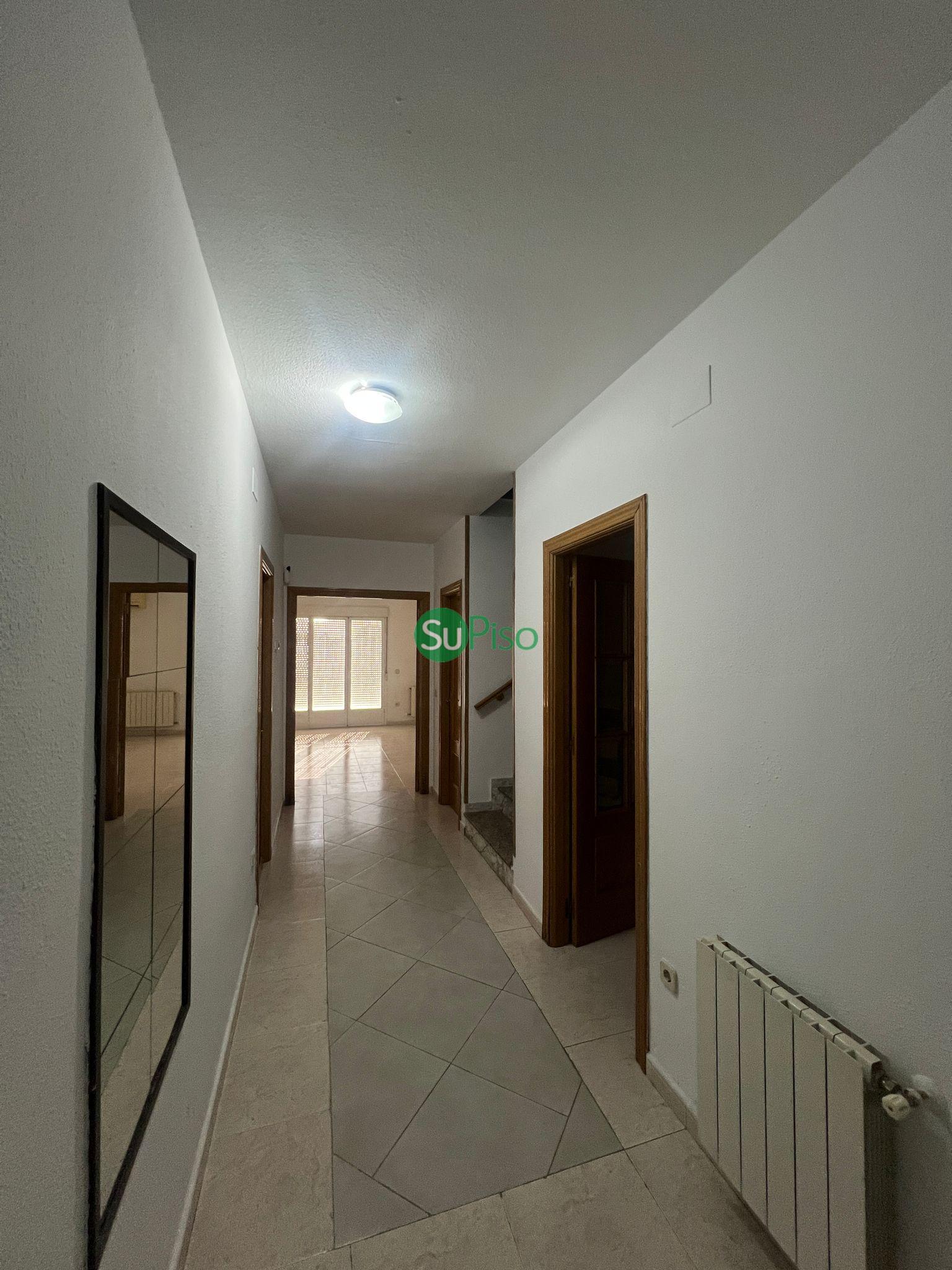For sale of chalet in Yeles