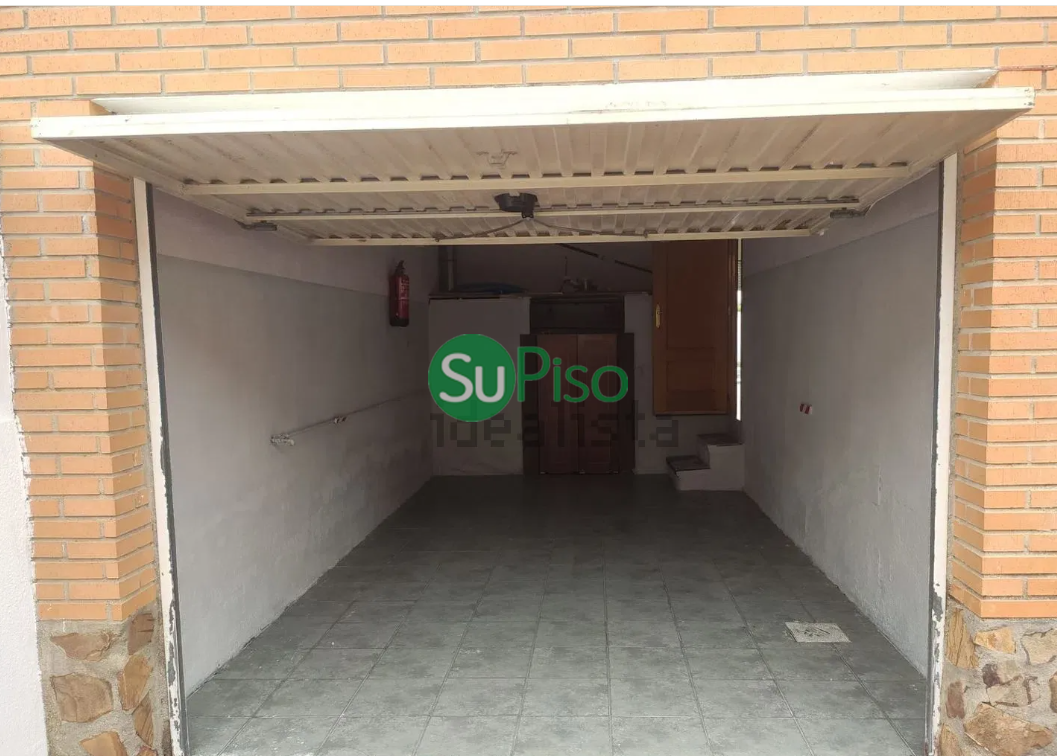 For sale of chalet in Yeles