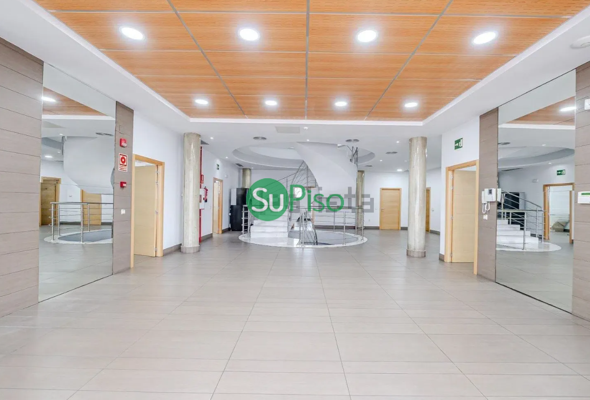 Venta de local comercial en Griñón