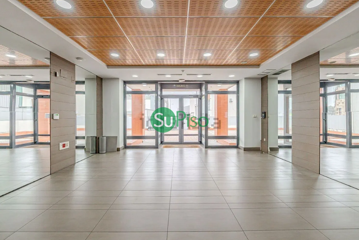 Venta de local comercial en Griñón
