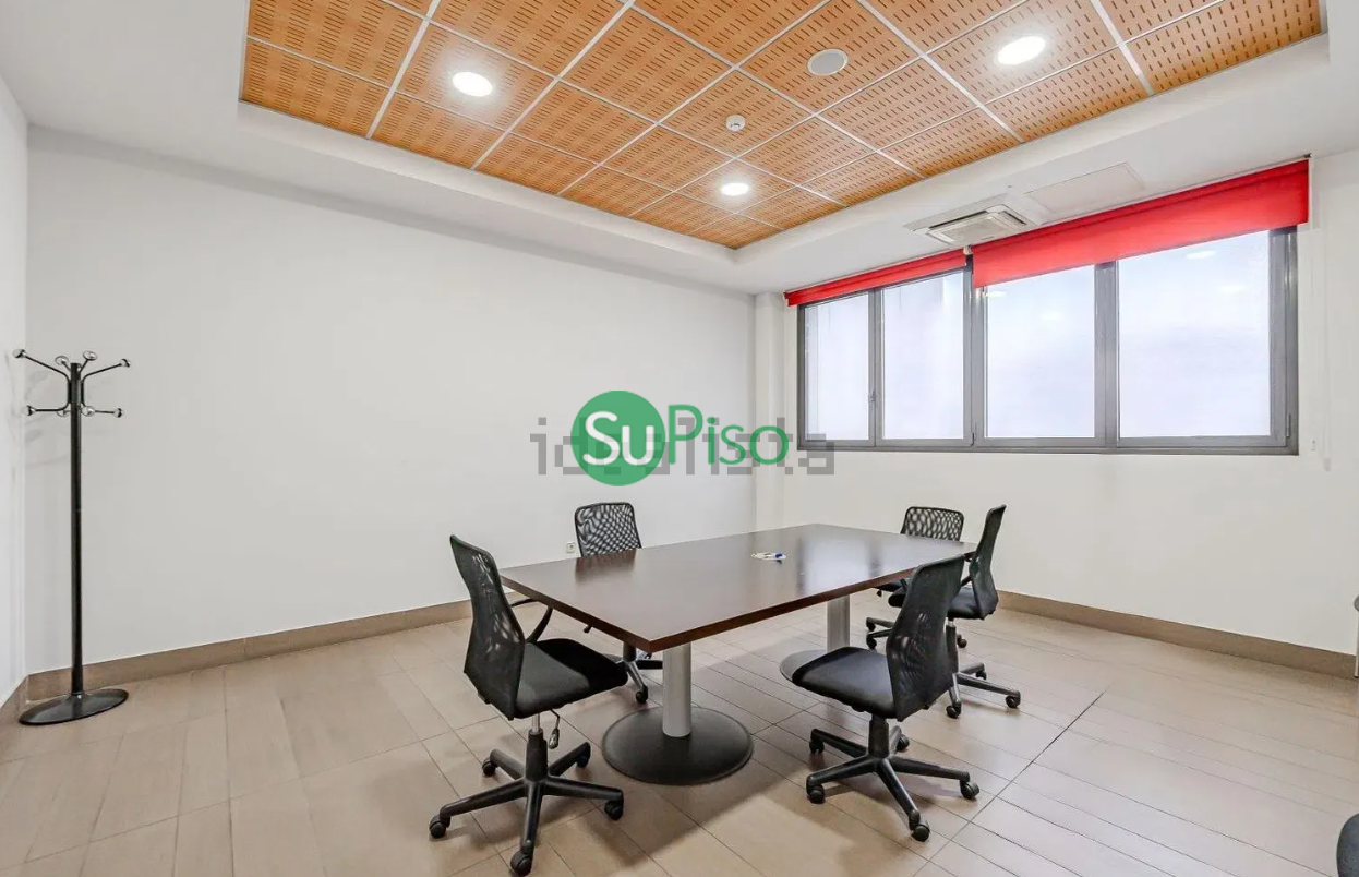 Venta de local comercial en Griñón