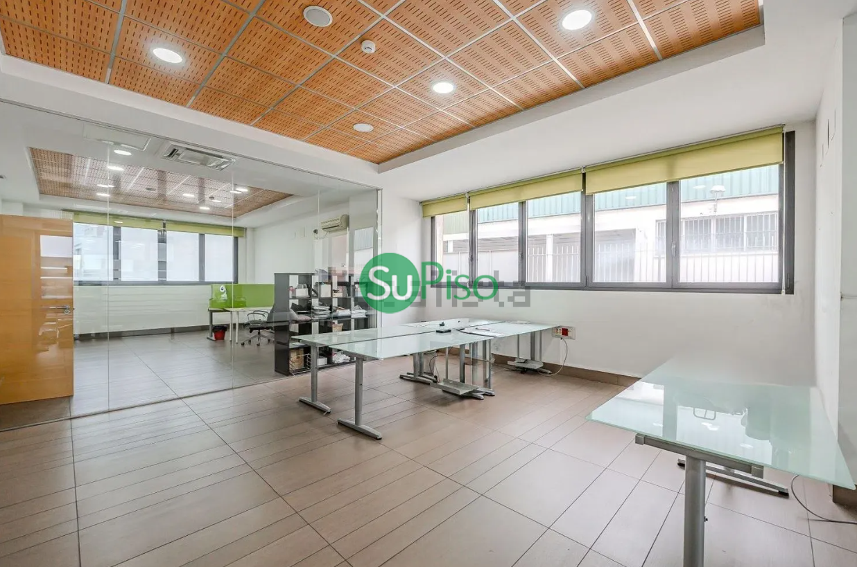 Venta de local comercial en Griñón