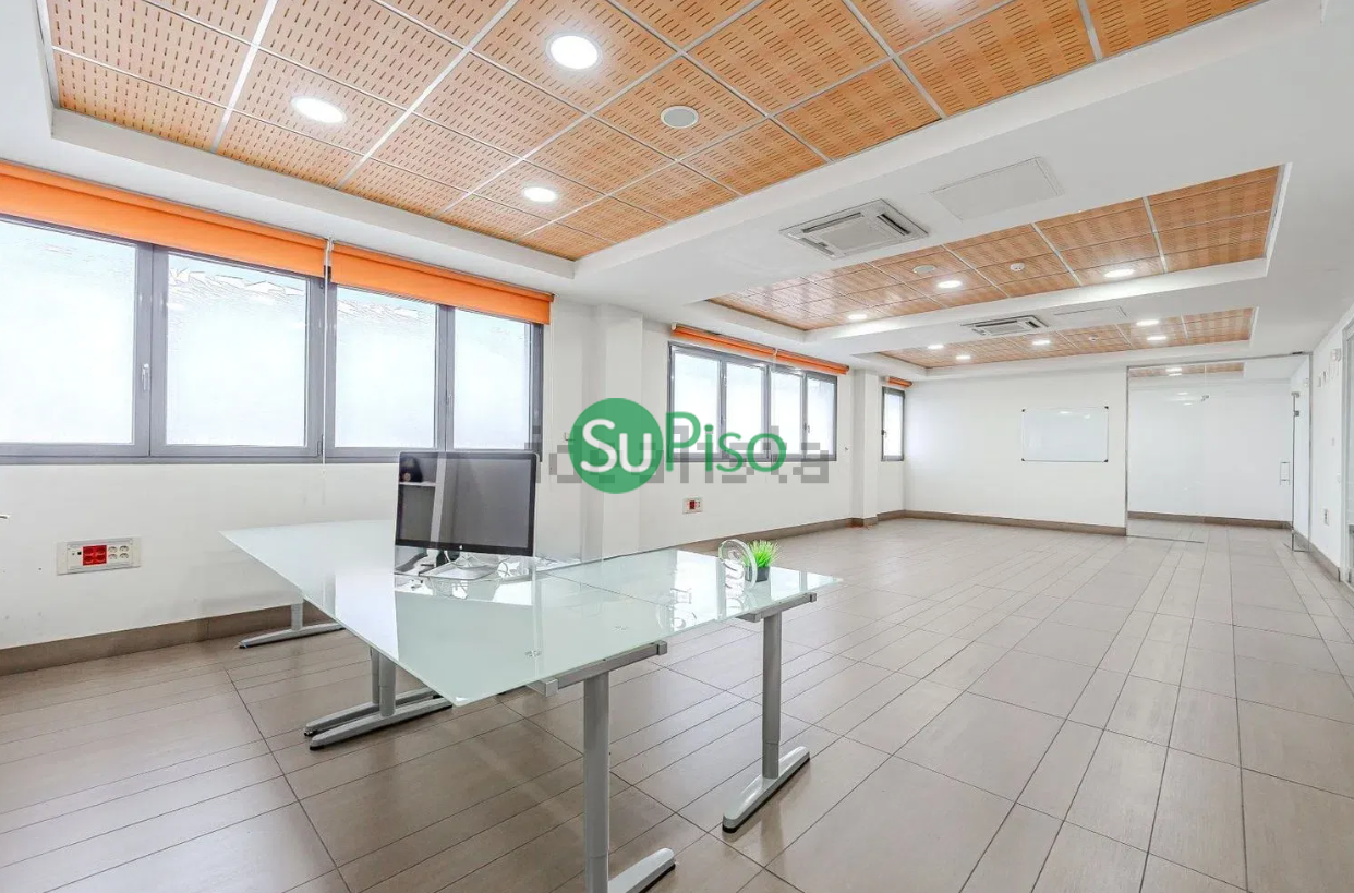 Venta de local comercial en Griñón