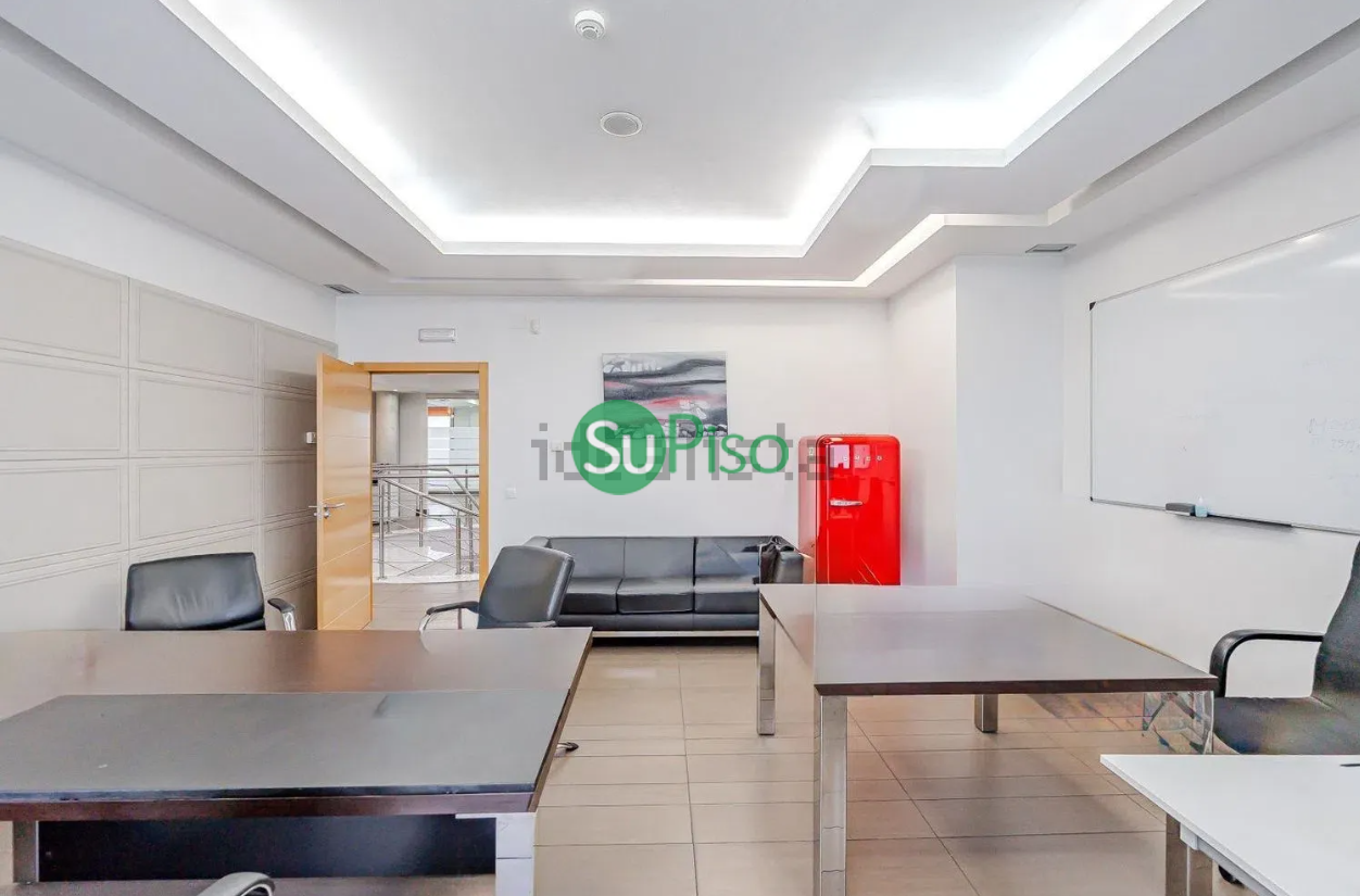 Venta de local comercial en Griñón