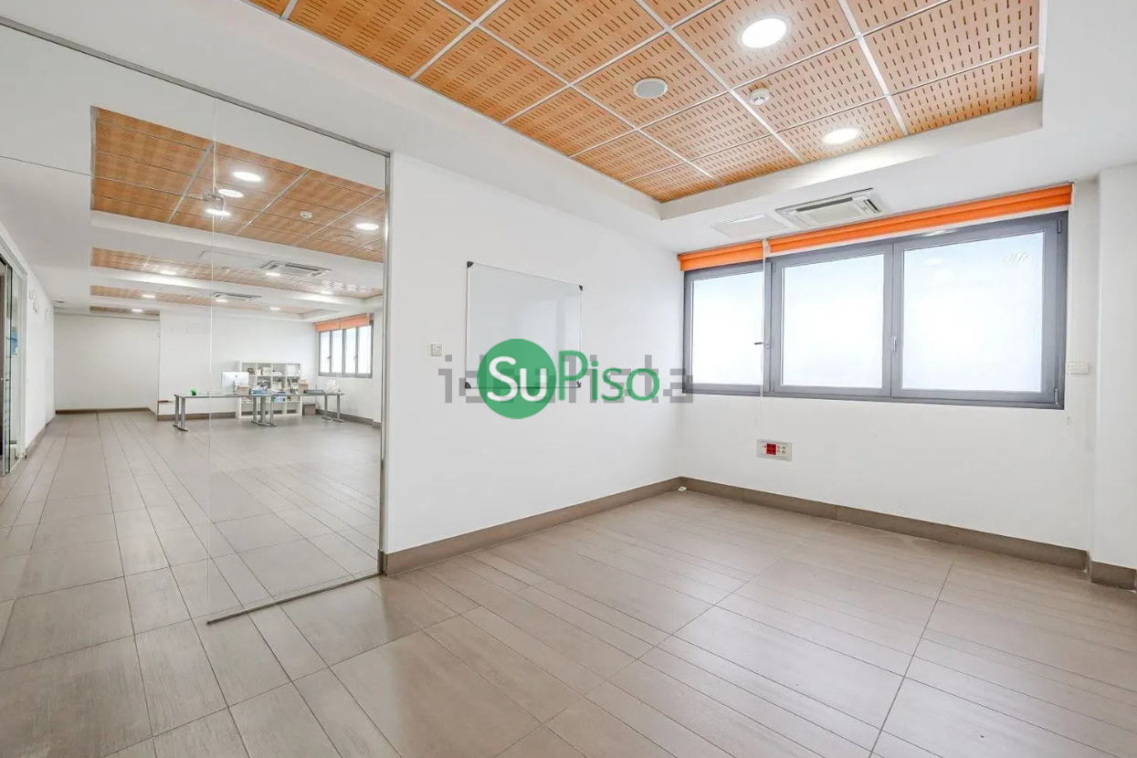 Venta de local comercial en Griñón