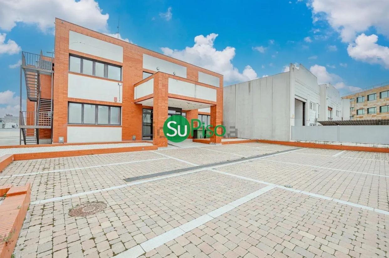 Venta de local comercial en Griñón