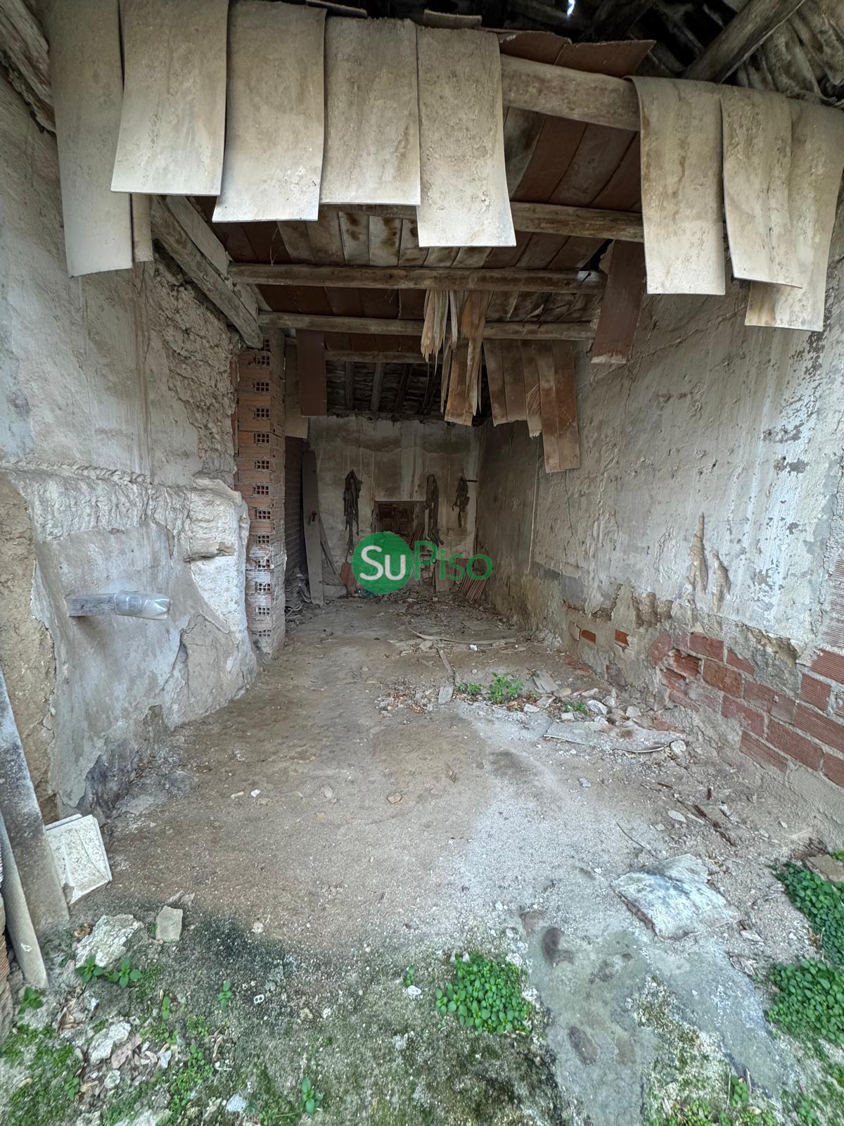 Venta de terreno en Cedillo del Condado