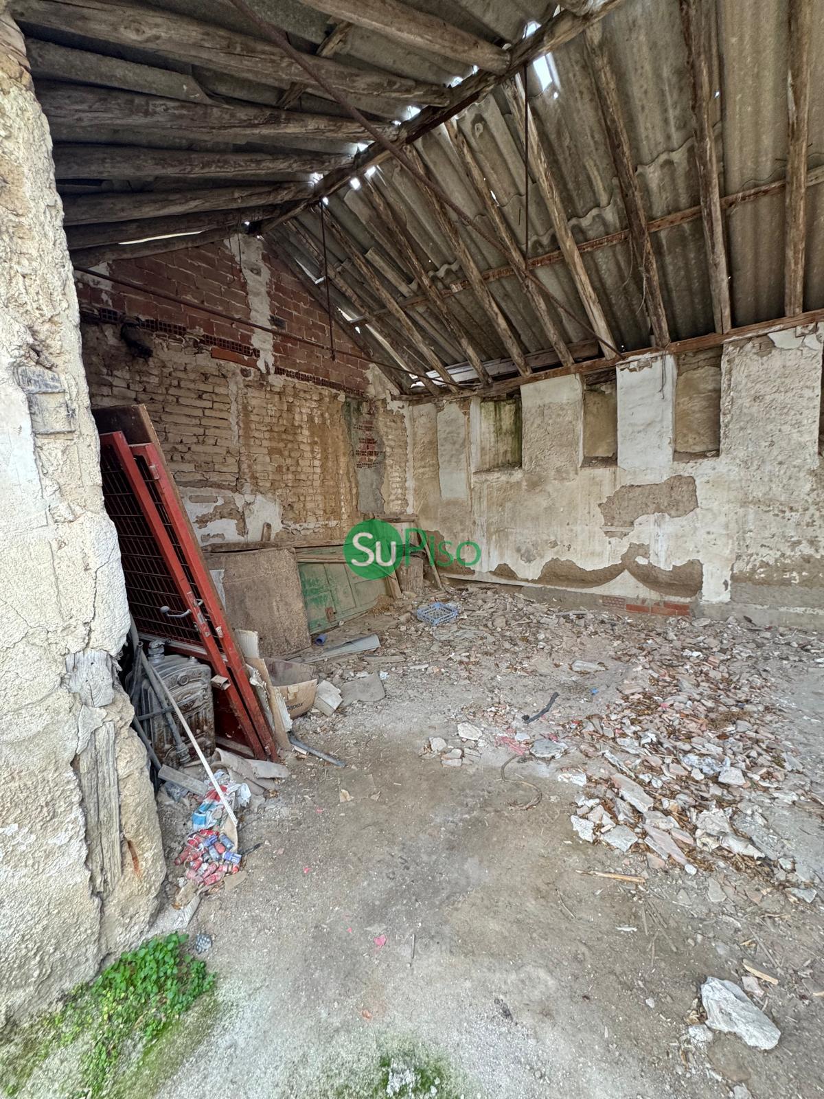 Venta de terreno en Cedillo del Condado