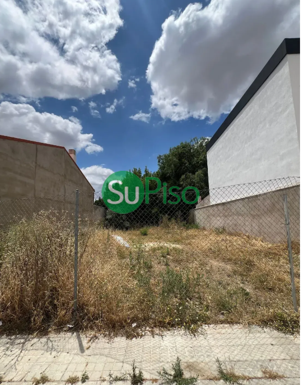 For sale of land in Illescas