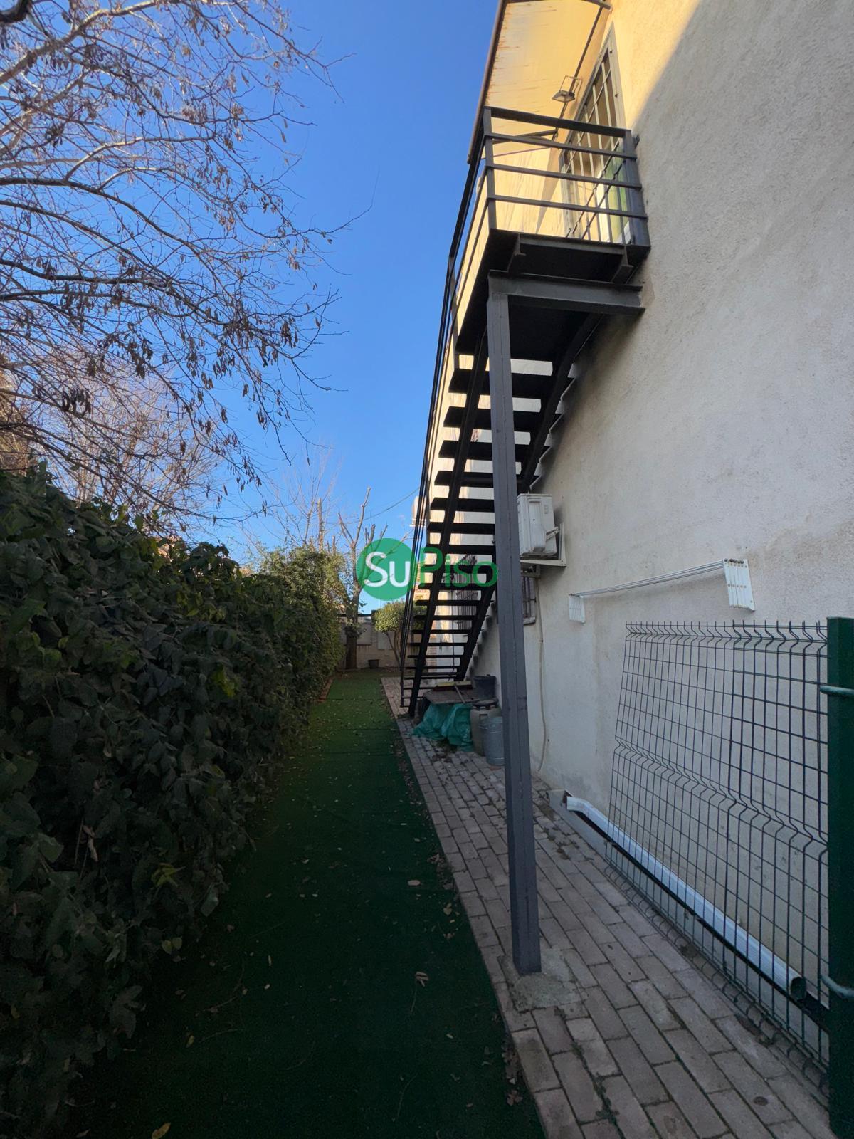 For sale of chalet in Yeles