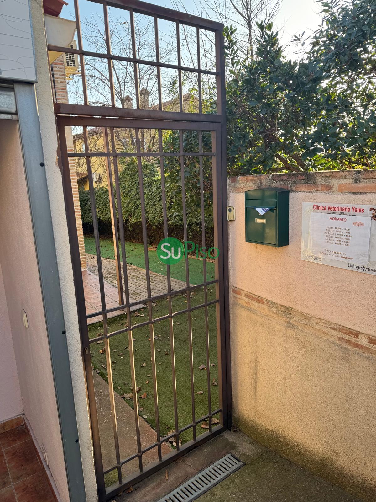 For sale of chalet in Yeles