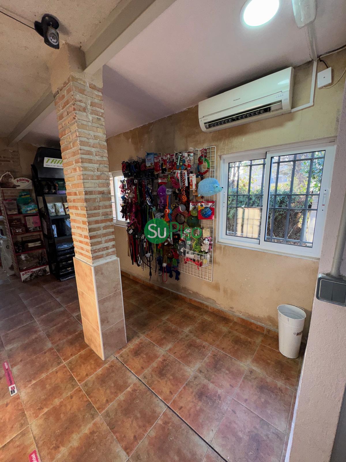 For sale of chalet in Yeles